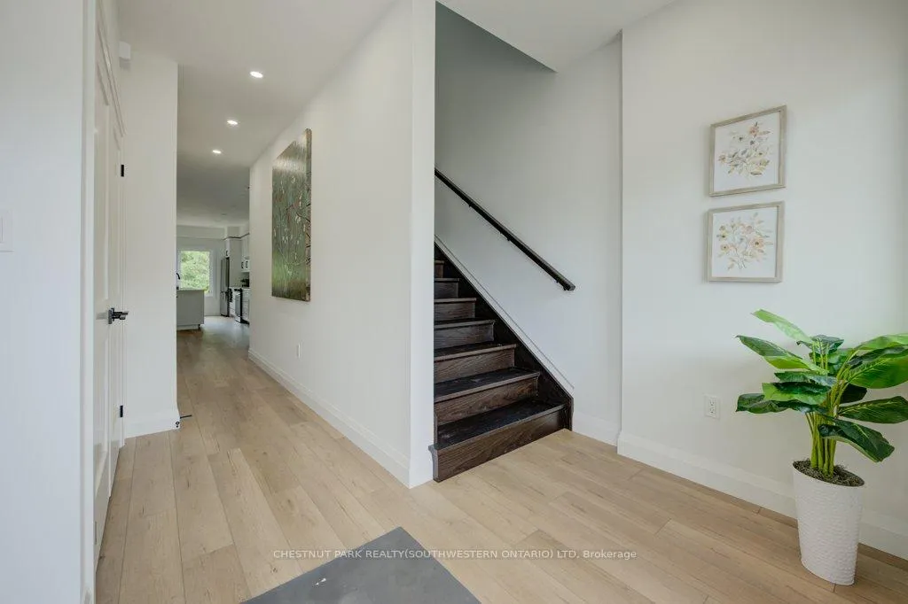 Photo 4 of 162 Weber Street W, Kitchener — HOMEH