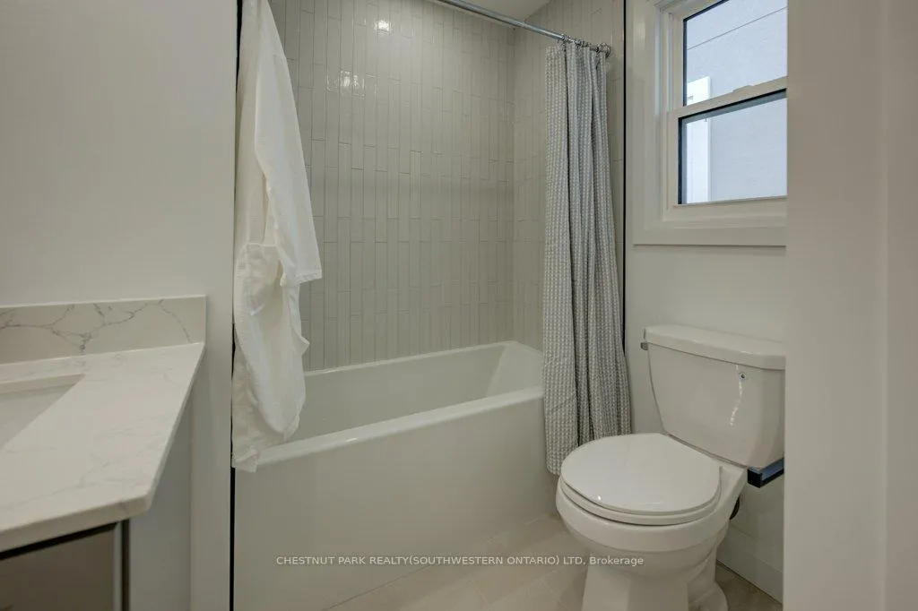 Photo 18 of 162 Weber Street W, Kitchener — HOMEH