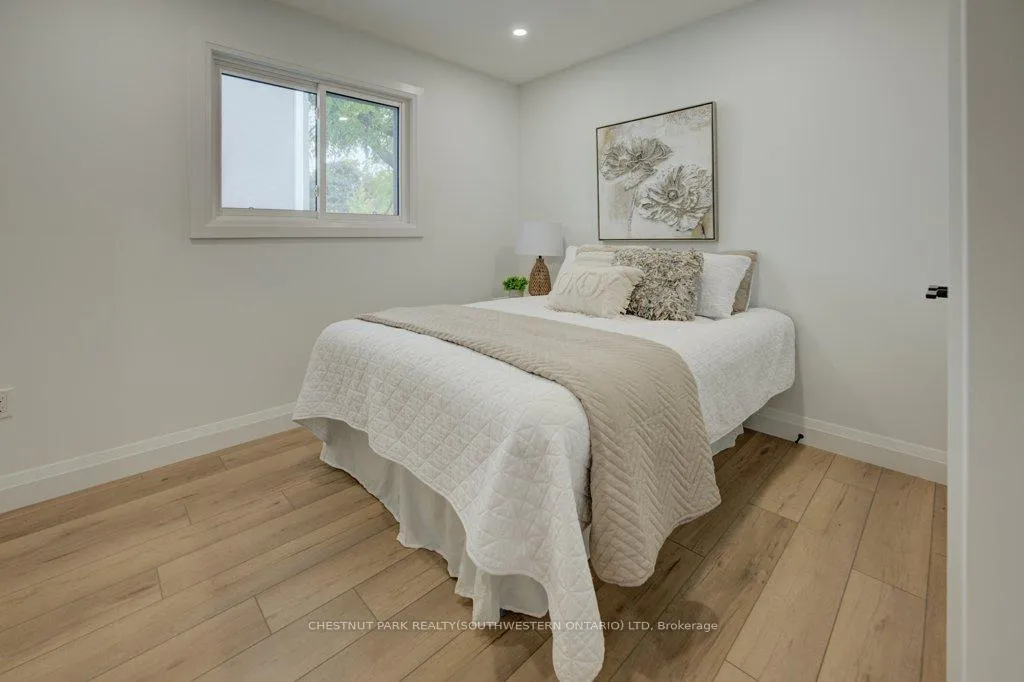 Photo 19 of 162 Weber Street W, Kitchener — HOMEH