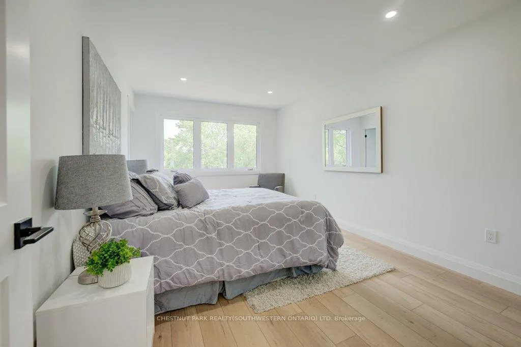 Photo 21 of 162 Weber Street W, Kitchener — HOMEH