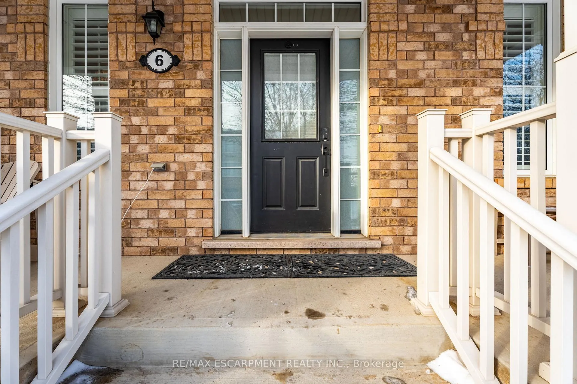Photo 4 of 6 Emick Drive, Hamilton, Meadowlands — HOMEH