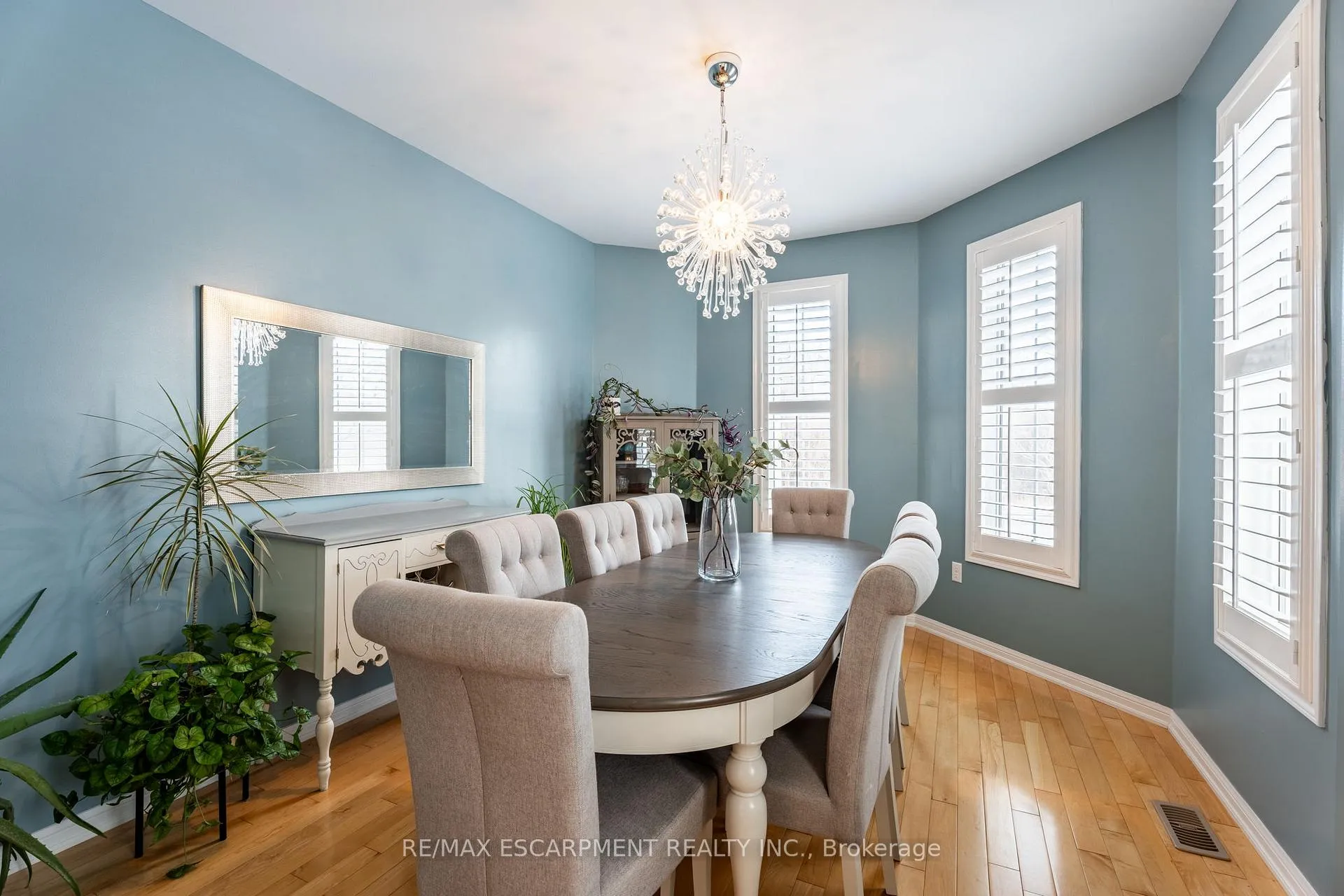 Photo 16 of 6 Emick Drive, Hamilton, Meadowlands — HOMEH