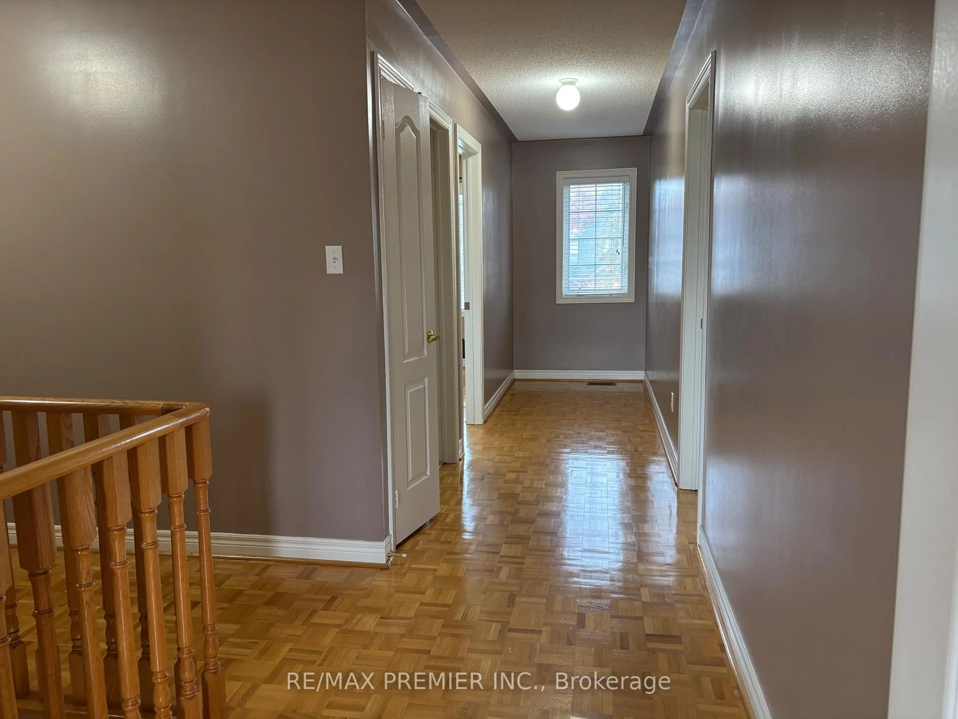 Photo 10 of 325 Vellore Avenue, Vaughan, Vellore Village — HOMEH