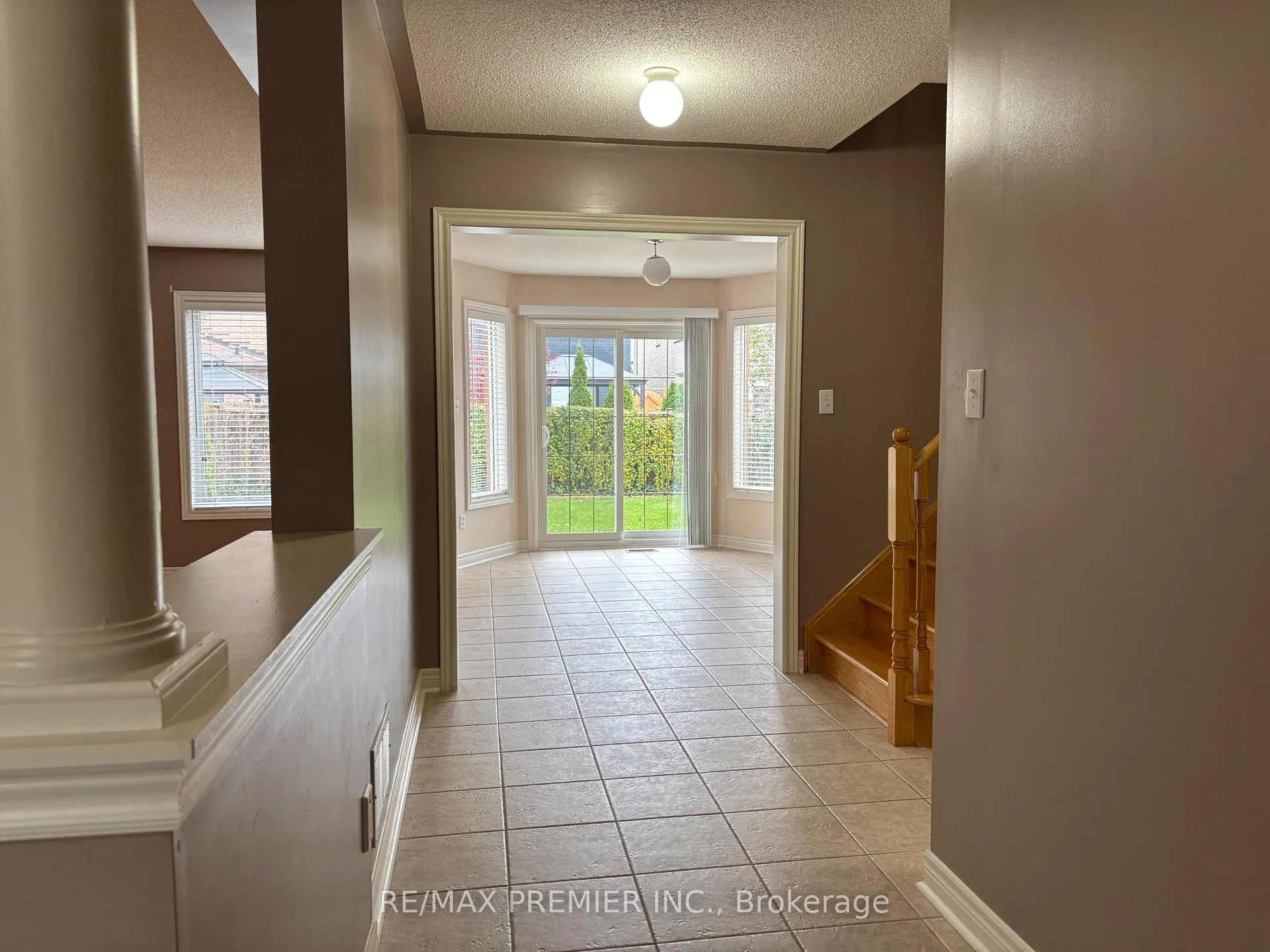 Photo 30 of 325 Vellore Avenue, Vaughan, Vellore Village — HOMEH