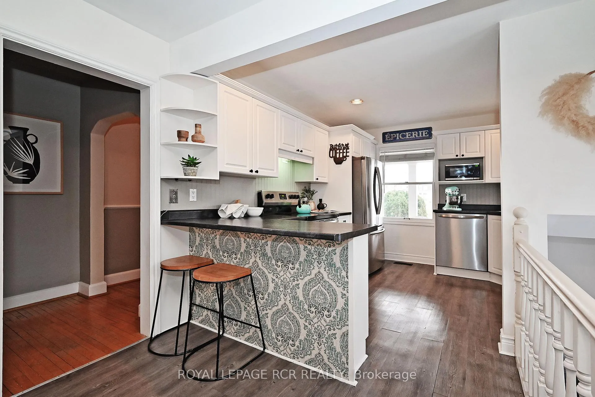 Photo 9 of 130 Church Street, King, Schomberg — HOMEH