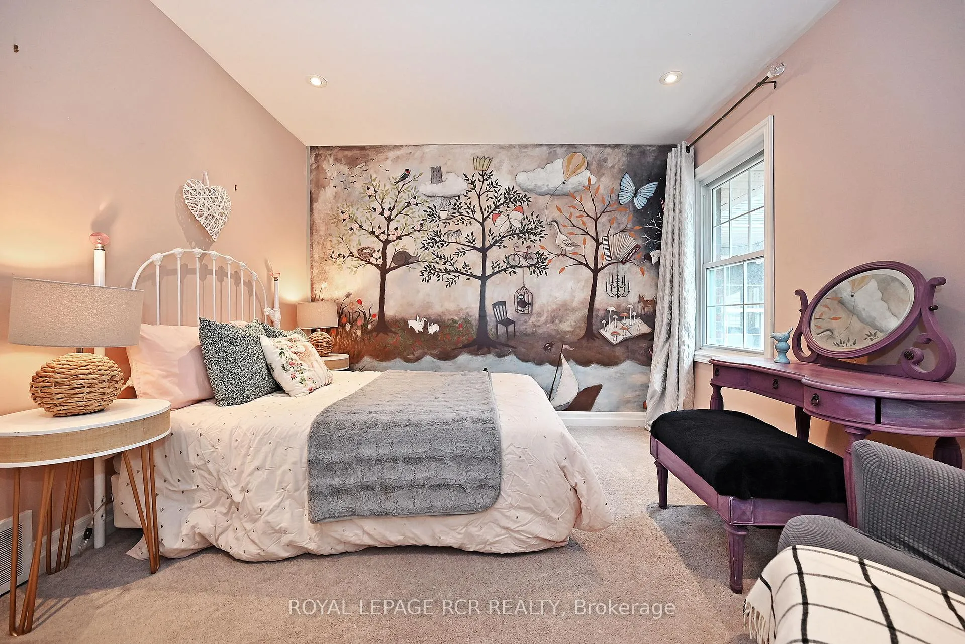 Photo 24 of 130 Church Street, King, Schomberg — HOMEH