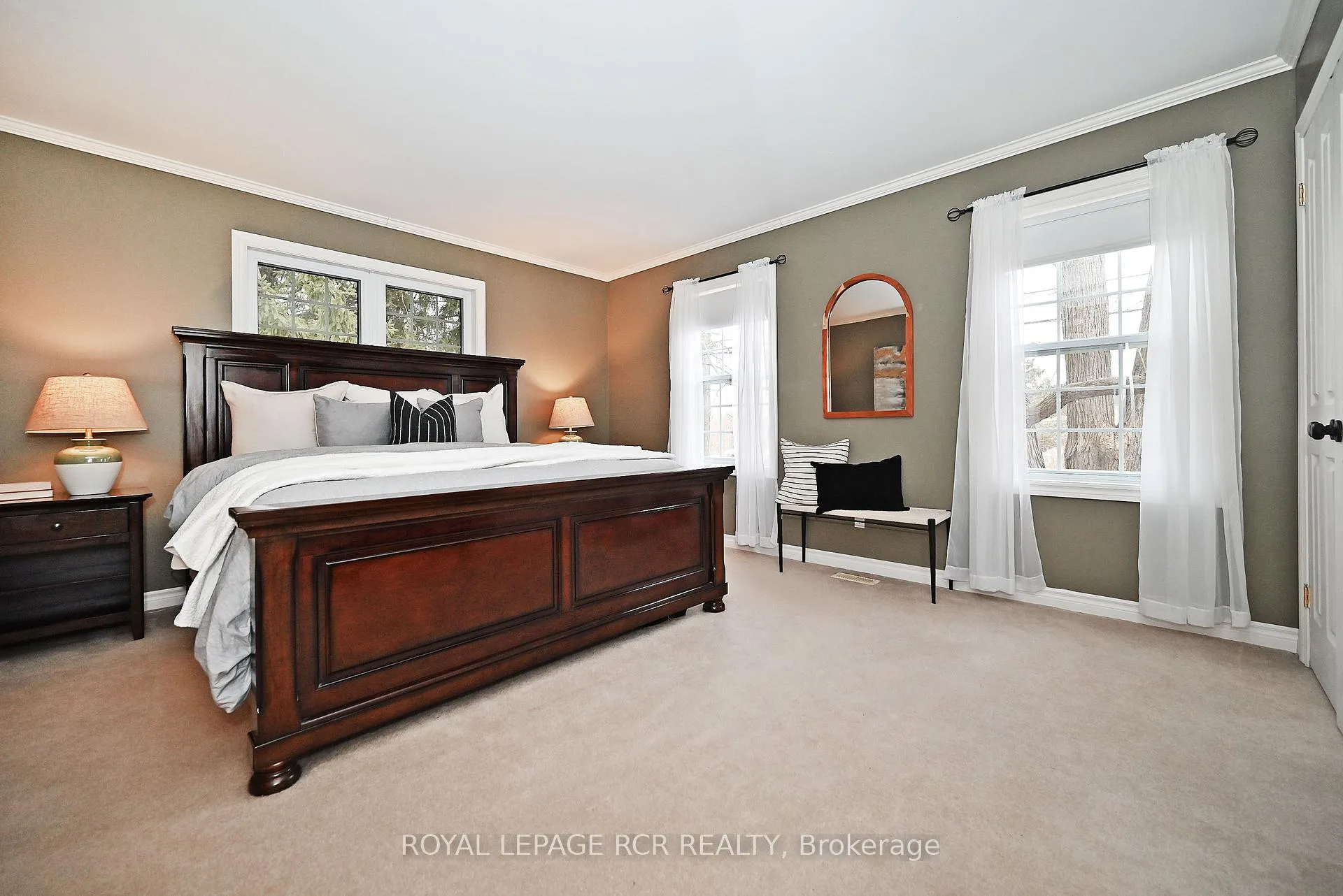 Photo 25 of 130 Church Street, King, Schomberg — HOMEH