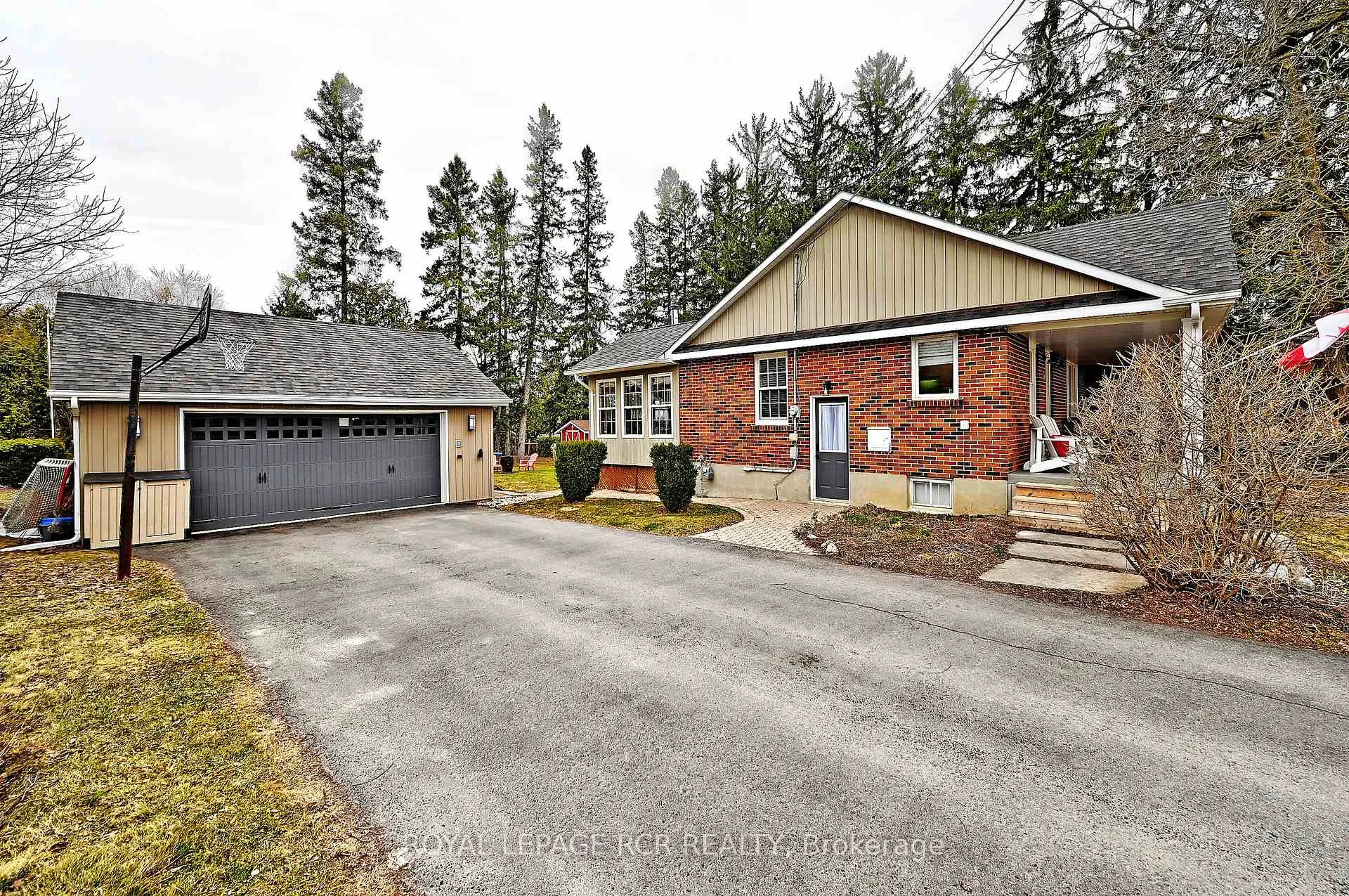Photo 34 of 130 Church Street, King, Schomberg — HOMEH