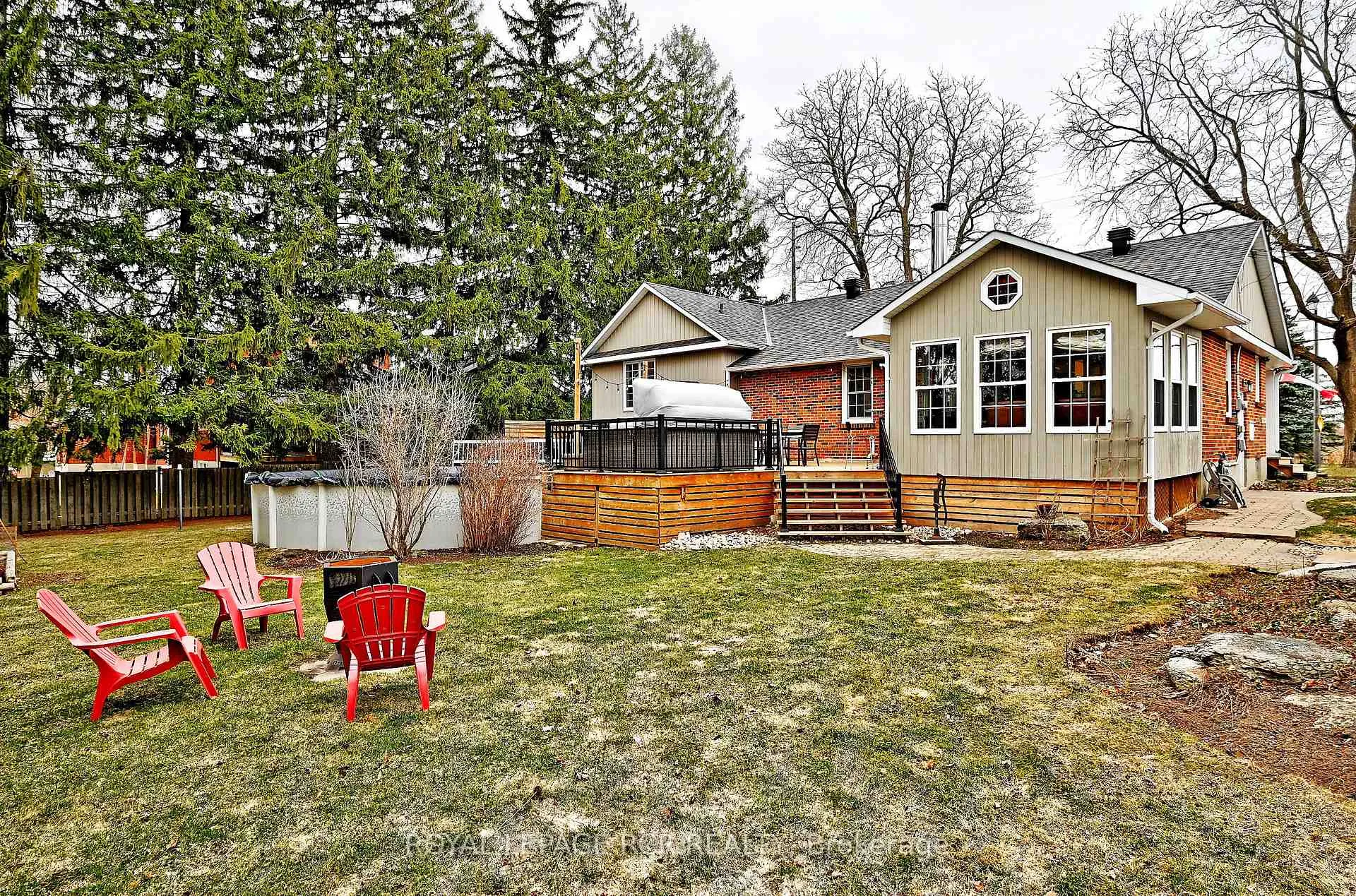 Photo 41 of 130 Church Street, King, Schomberg — HOMEH
