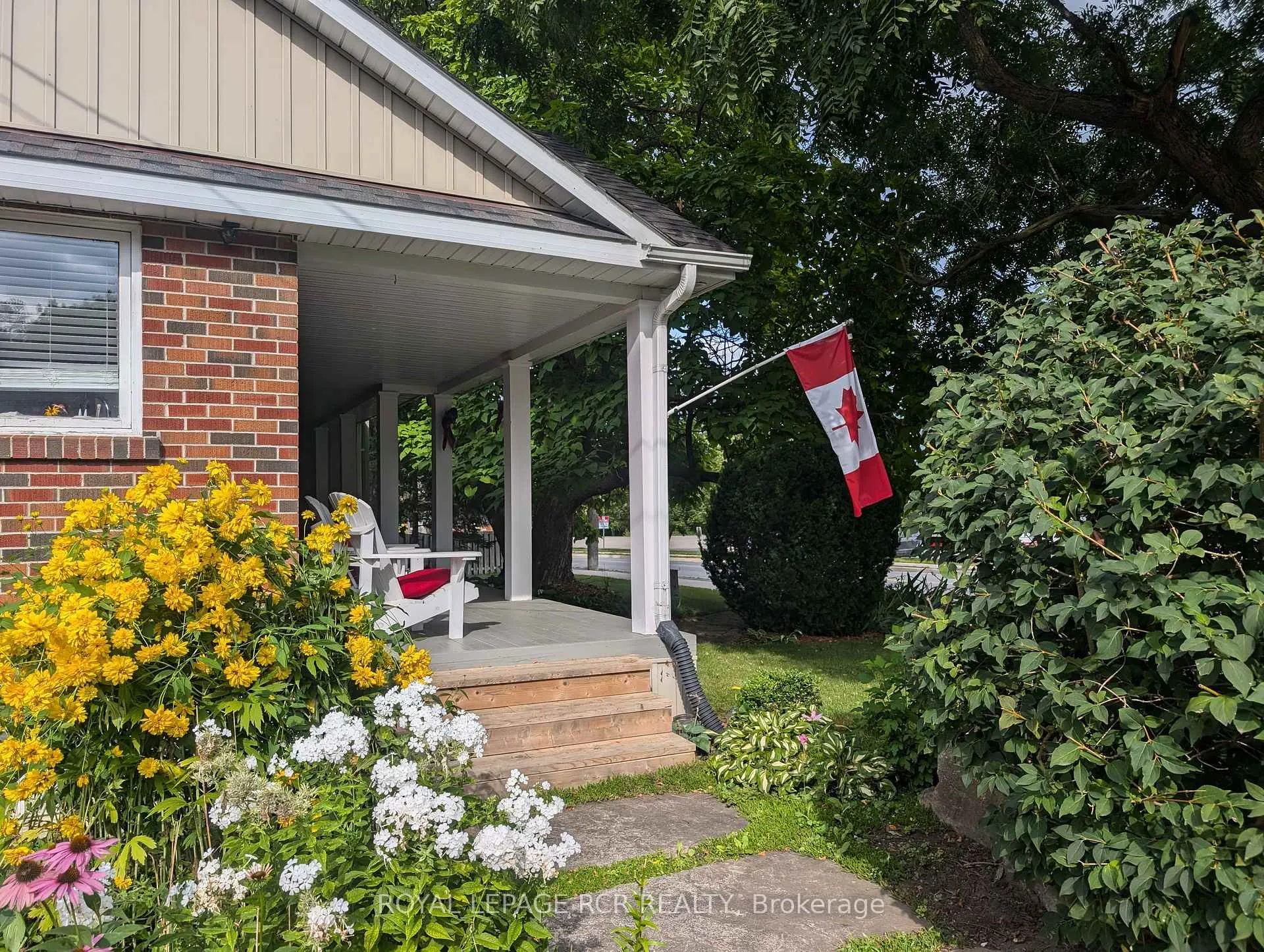 Photo 46 of 130 Church Street, King, Schomberg — HOMEH