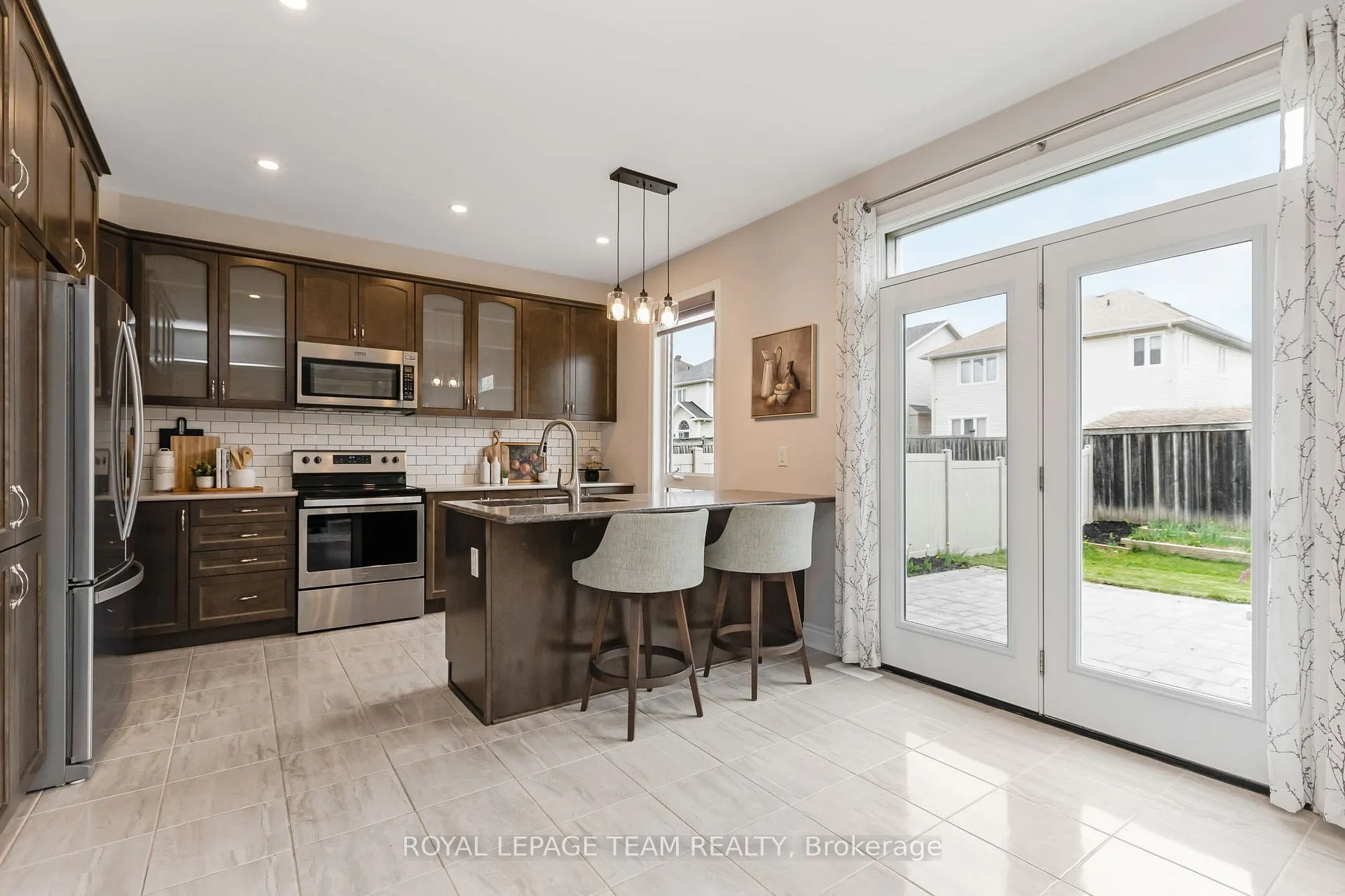 Photo 14 of 633 Parade Drive, Ottawa, Stittsville (South) — HOMEH