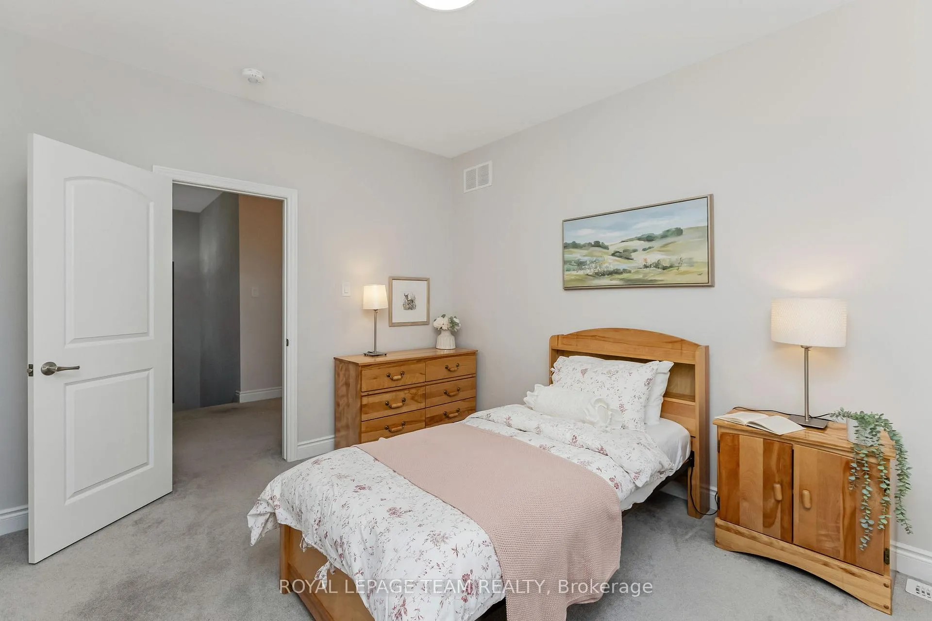 Photo 35 of 633 Parade Drive, Ottawa, Stittsville (South) — HOMEH