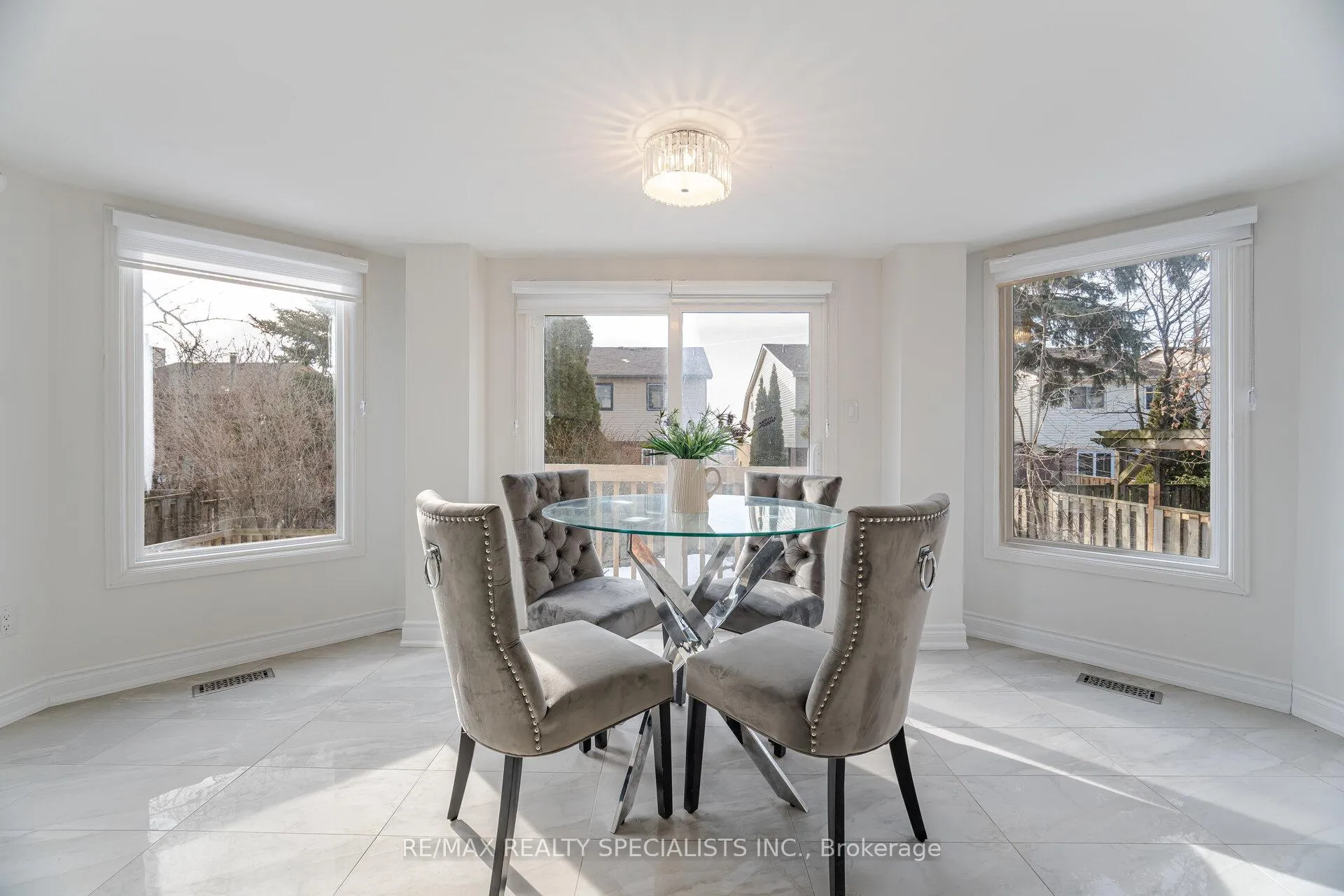 Photo 12 of 1861 Una Road, Pickering, Amberlea — HOMEH