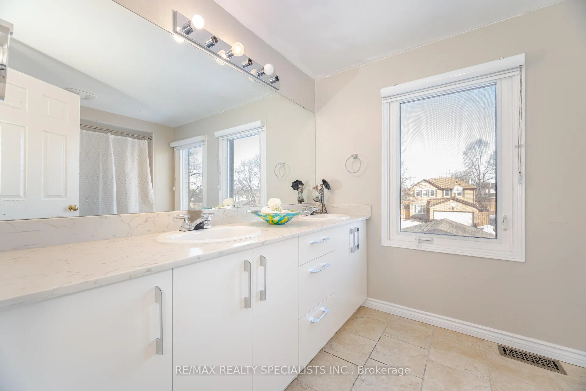 Photo 27 of 1861 Una Road, Pickering, Amberlea — HOMEH