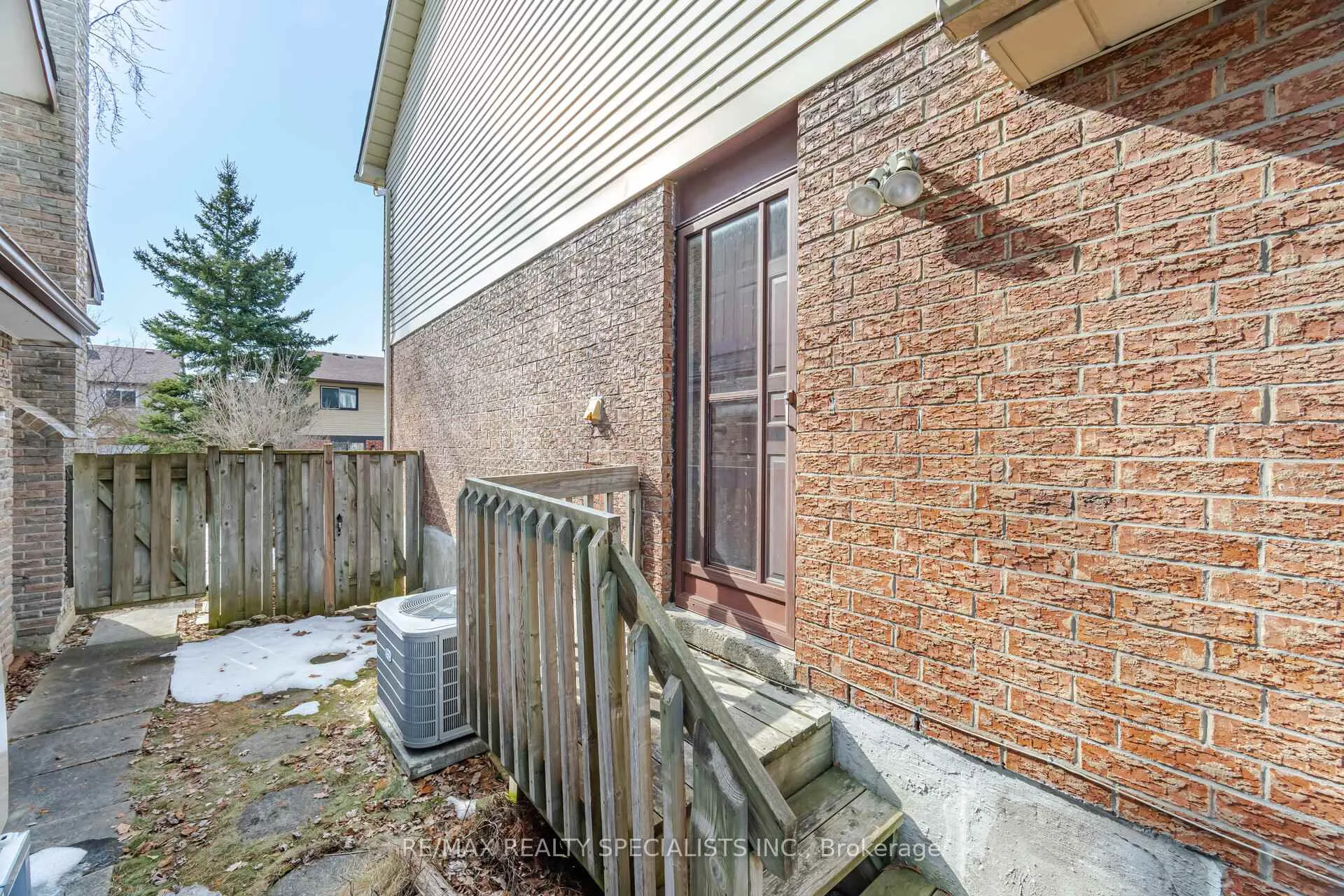 Photo 46 of 1861 Una Road, Pickering, Amberlea — HOMEH