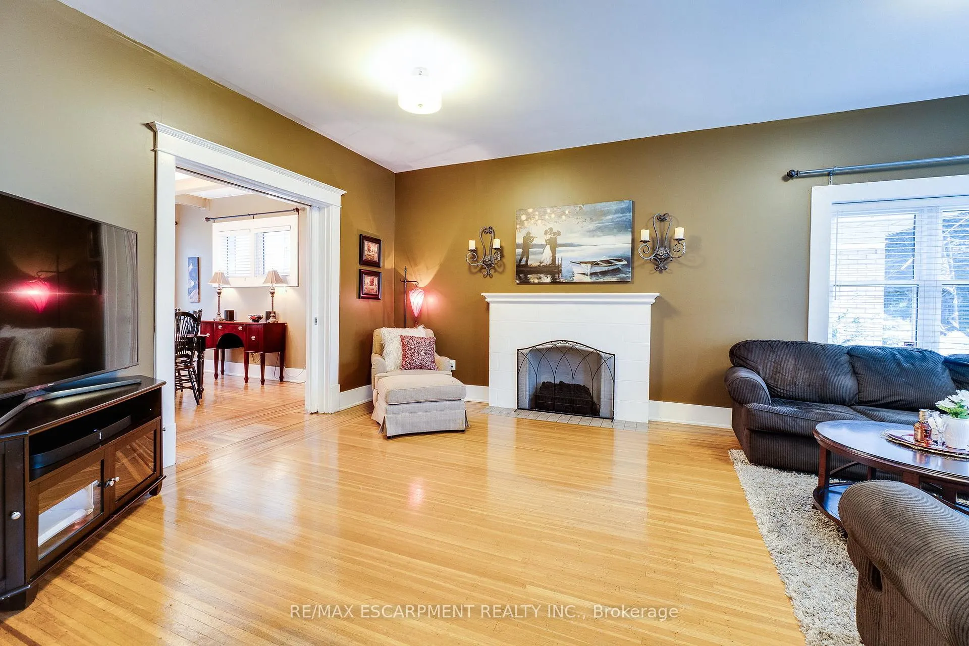 Photo 7 of 75 Melrose Avenue S, Hamilton, Stipley — HOMEH