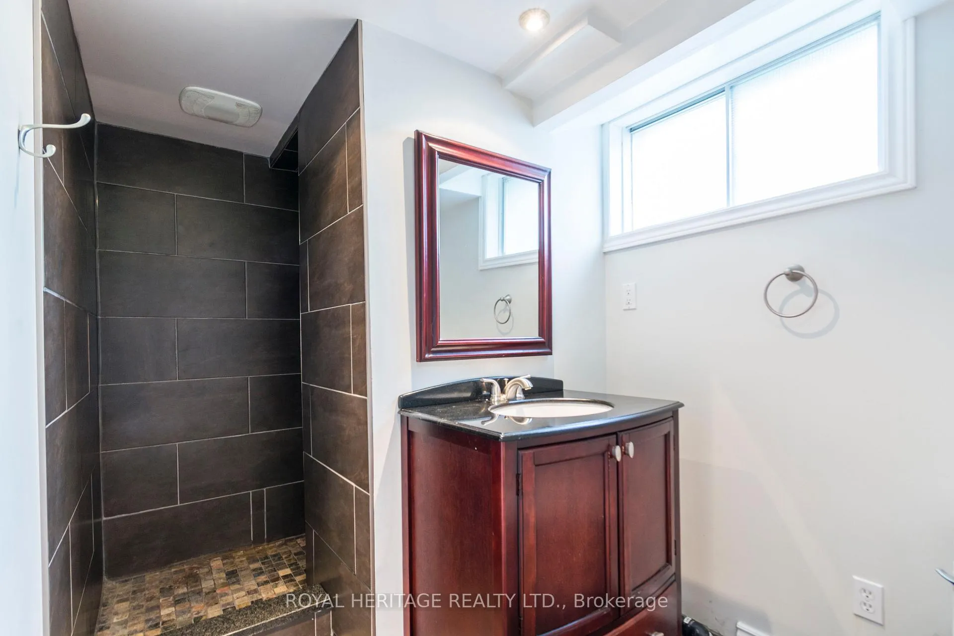 Photo 32 of 69 Brimley Court, Belleville, Belleville Ward — HOMEH