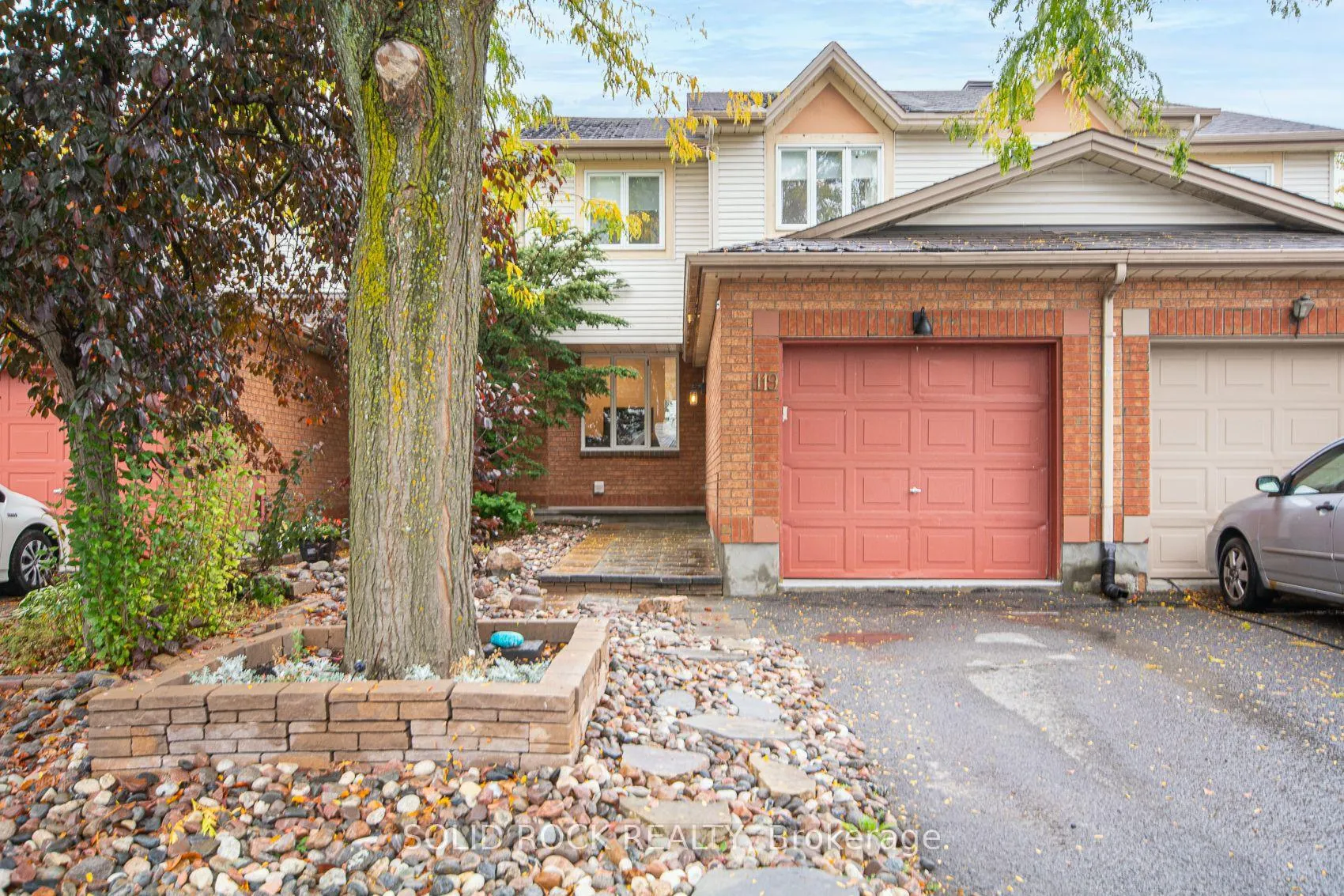 Photo 3 of 119 Kincardine Drive, Ottawa, Kanata - Glencairn/Hazeldean — HOMEH