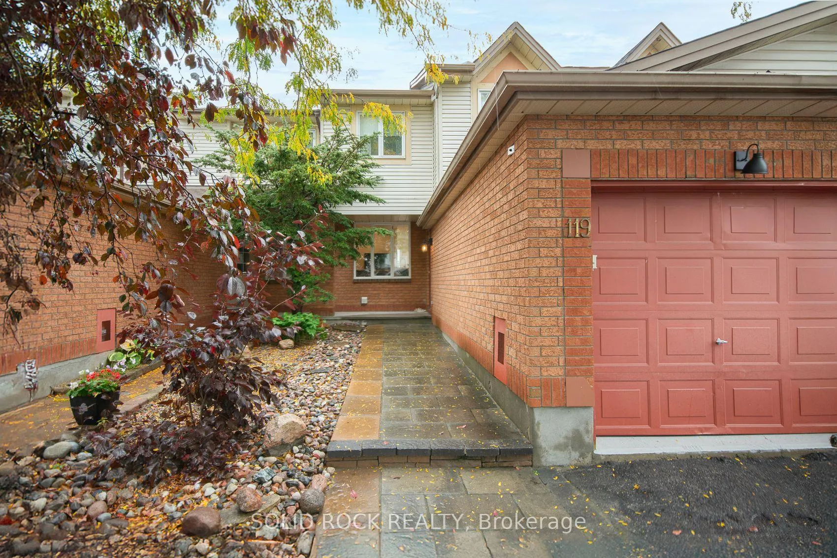Photo 4 of 119 Kincardine Drive, Ottawa, Kanata - Glencairn/Hazeldean — HOMEH