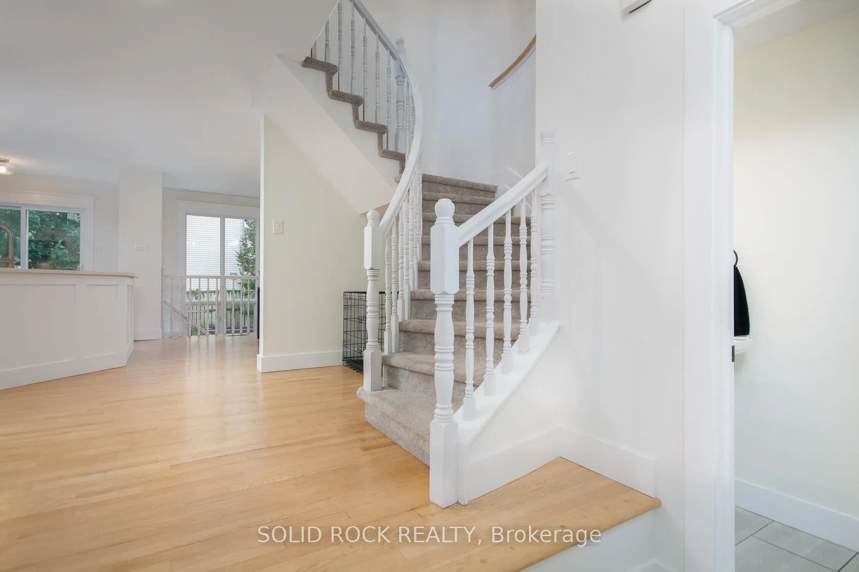 Photo 5 of 119 Kincardine Drive, Ottawa, Kanata - Glencairn/Hazeldean — HOMEH