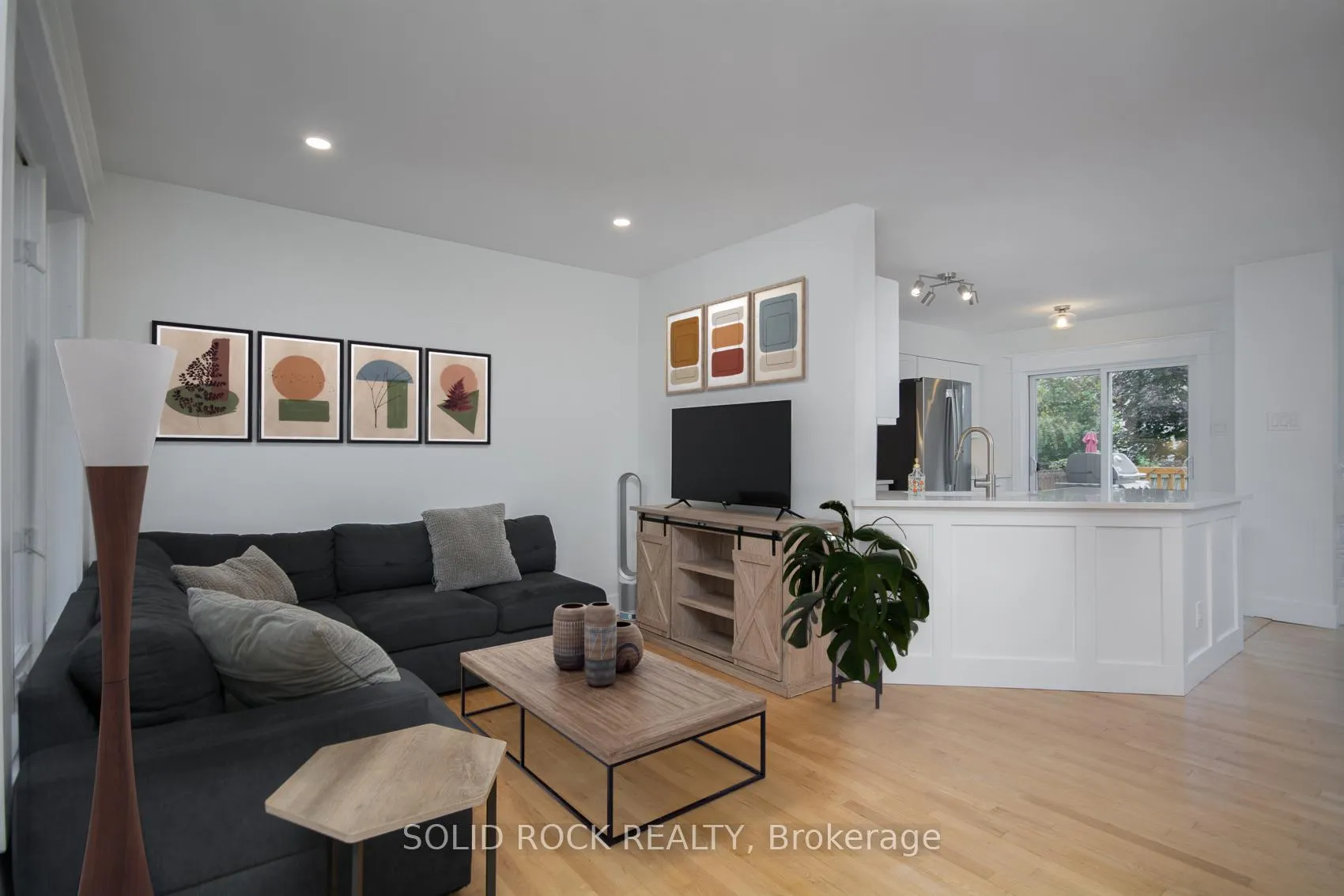 Photo 10 of 119 Kincardine Drive, Ottawa, Kanata - Glencairn/Hazeldean — HOMEH