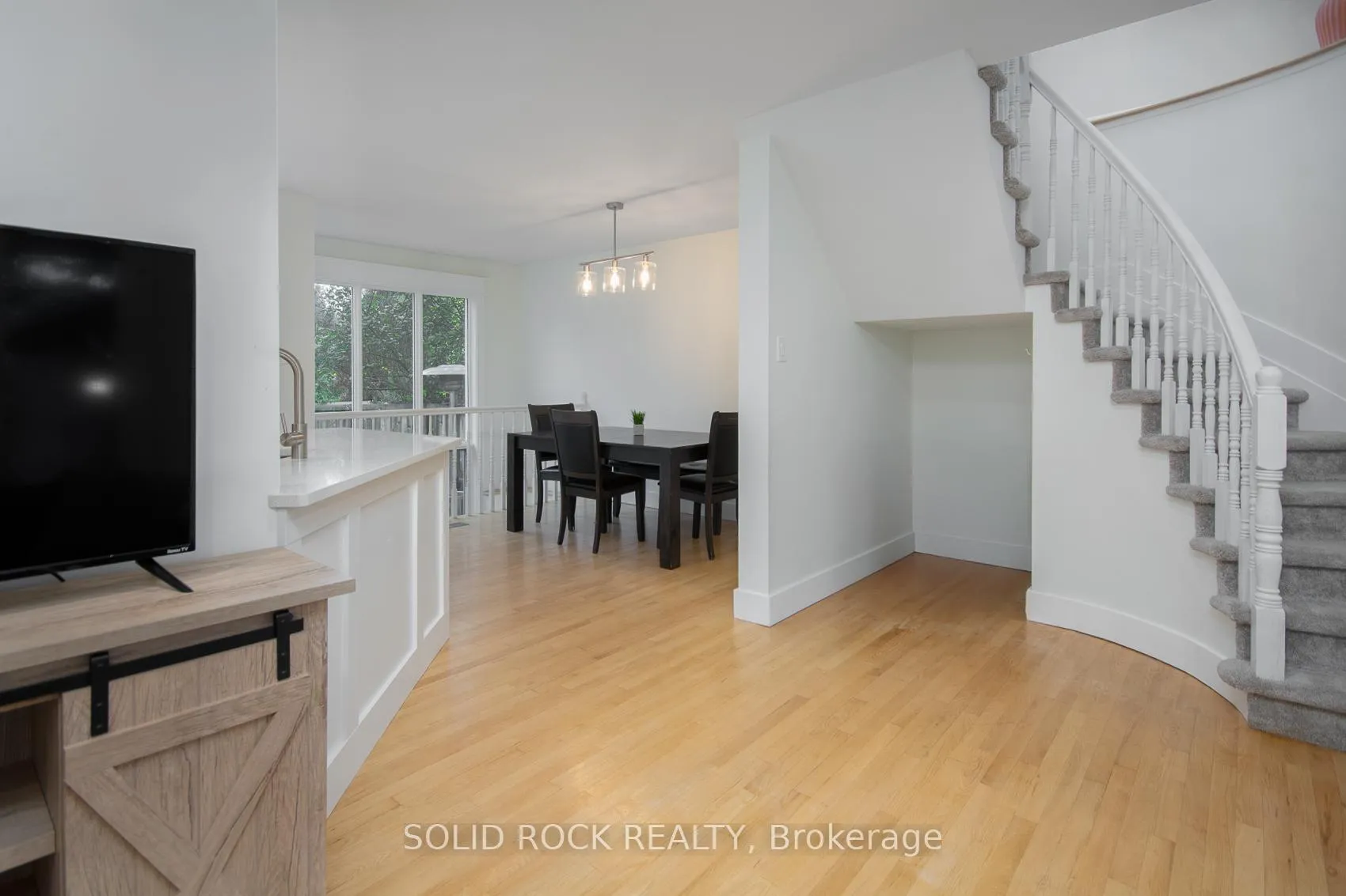 Photo 11 of 119 Kincardine Drive, Ottawa, Kanata - Glencairn/Hazeldean — HOMEH