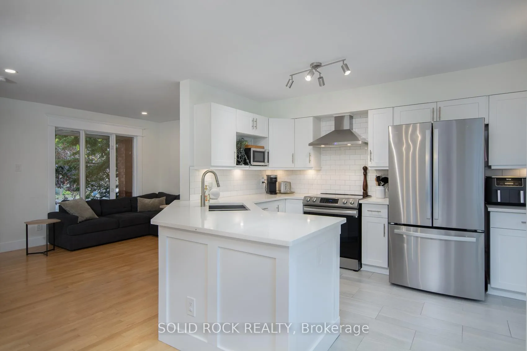 Photo 17 of 119 Kincardine Drive, Ottawa, Kanata - Glencairn/Hazeldean — HOMEH