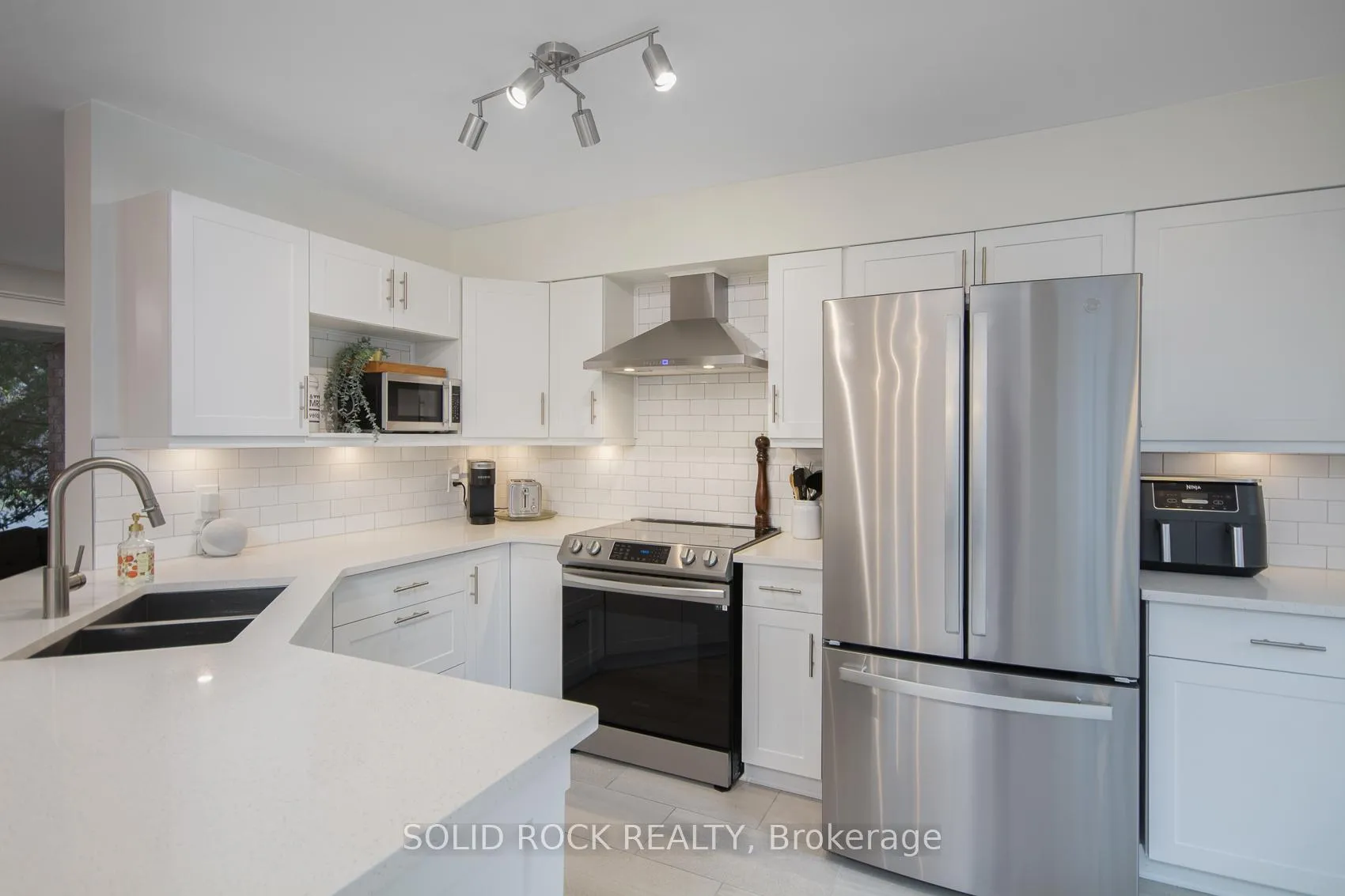 Photo 18 of 119 Kincardine Drive, Ottawa, Kanata - Glencairn/Hazeldean — HOMEH