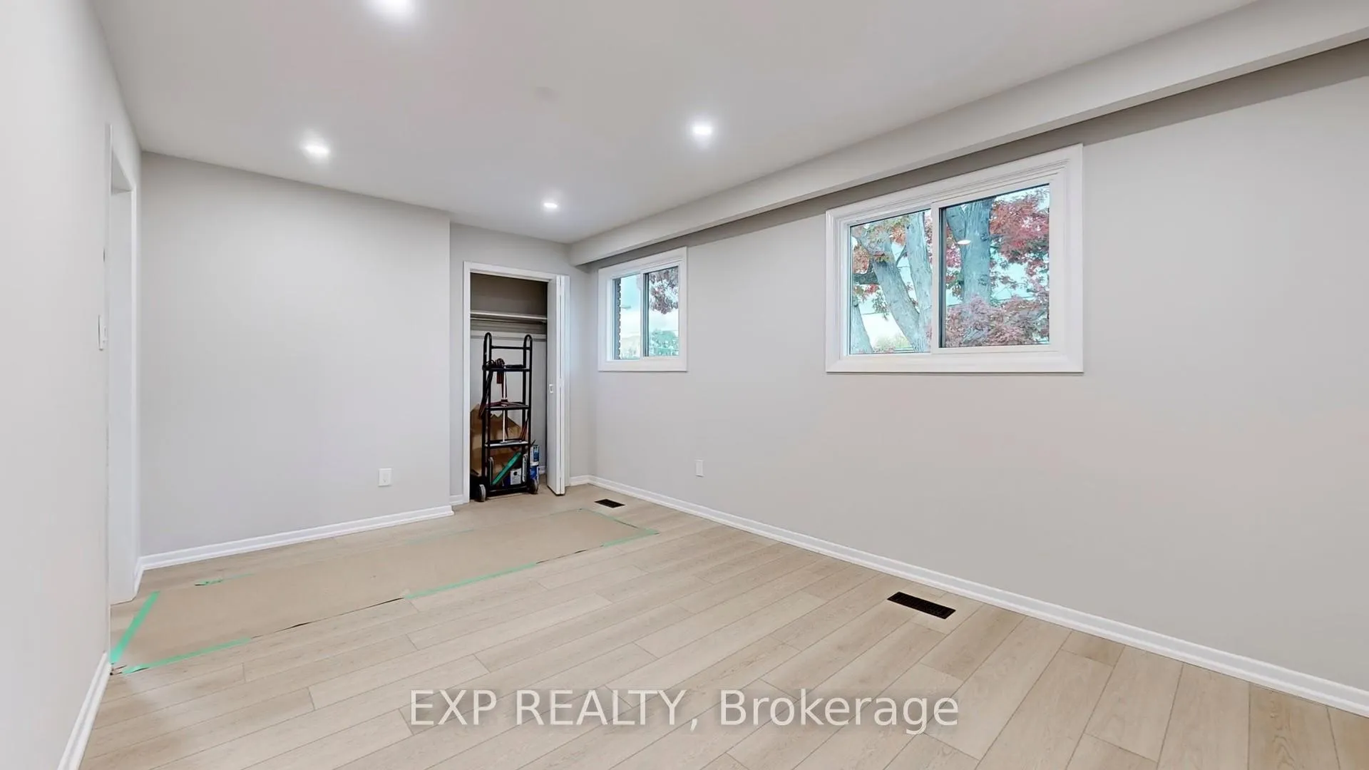 Photo 7 of Unit 2, 477a Cosburn Avenue, Toronto, Danforth Village-East York — HOMEH