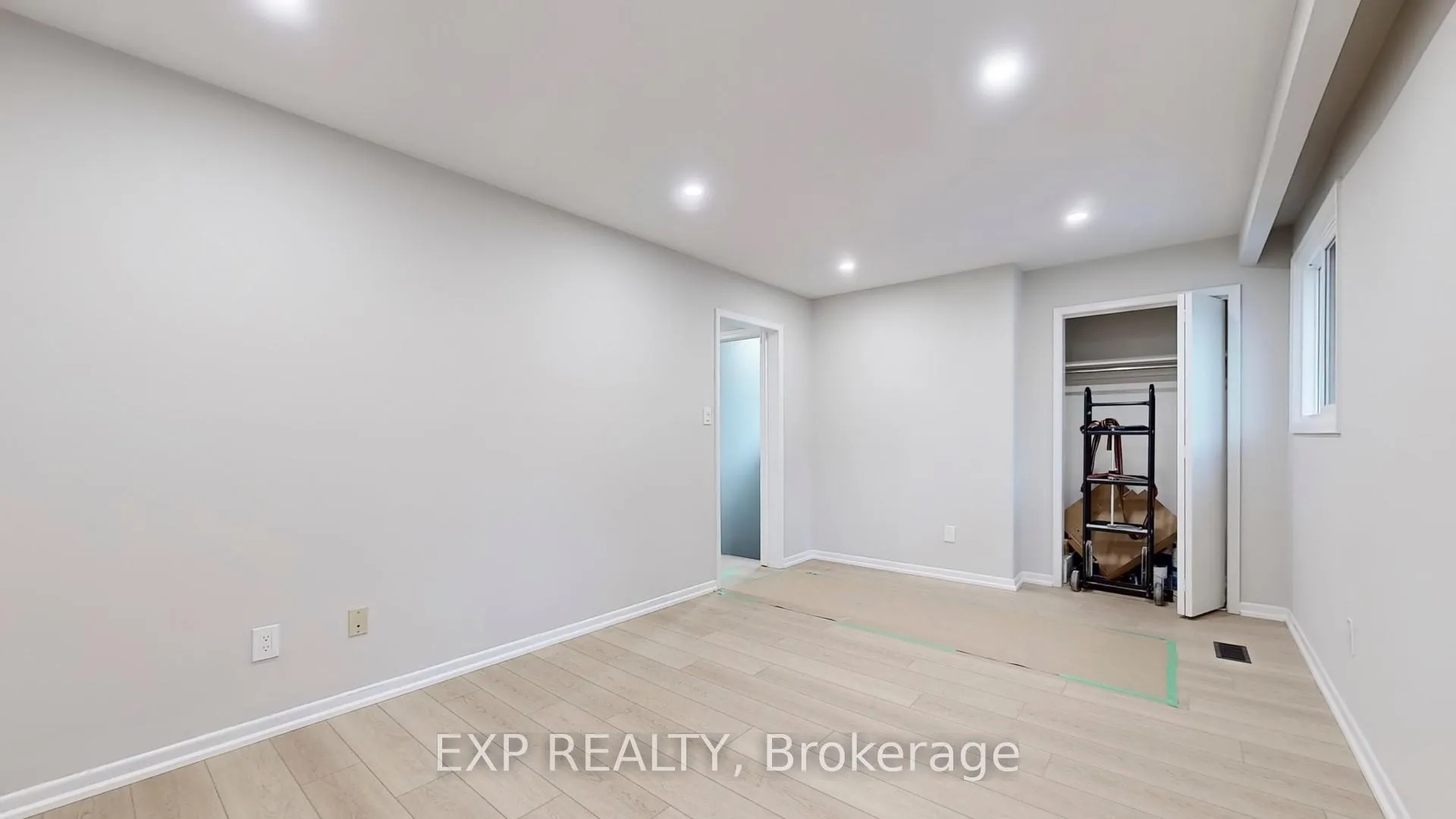 Photo 8 of Unit 2, 477a Cosburn Avenue, Toronto, Danforth Village-East York — HOMEH