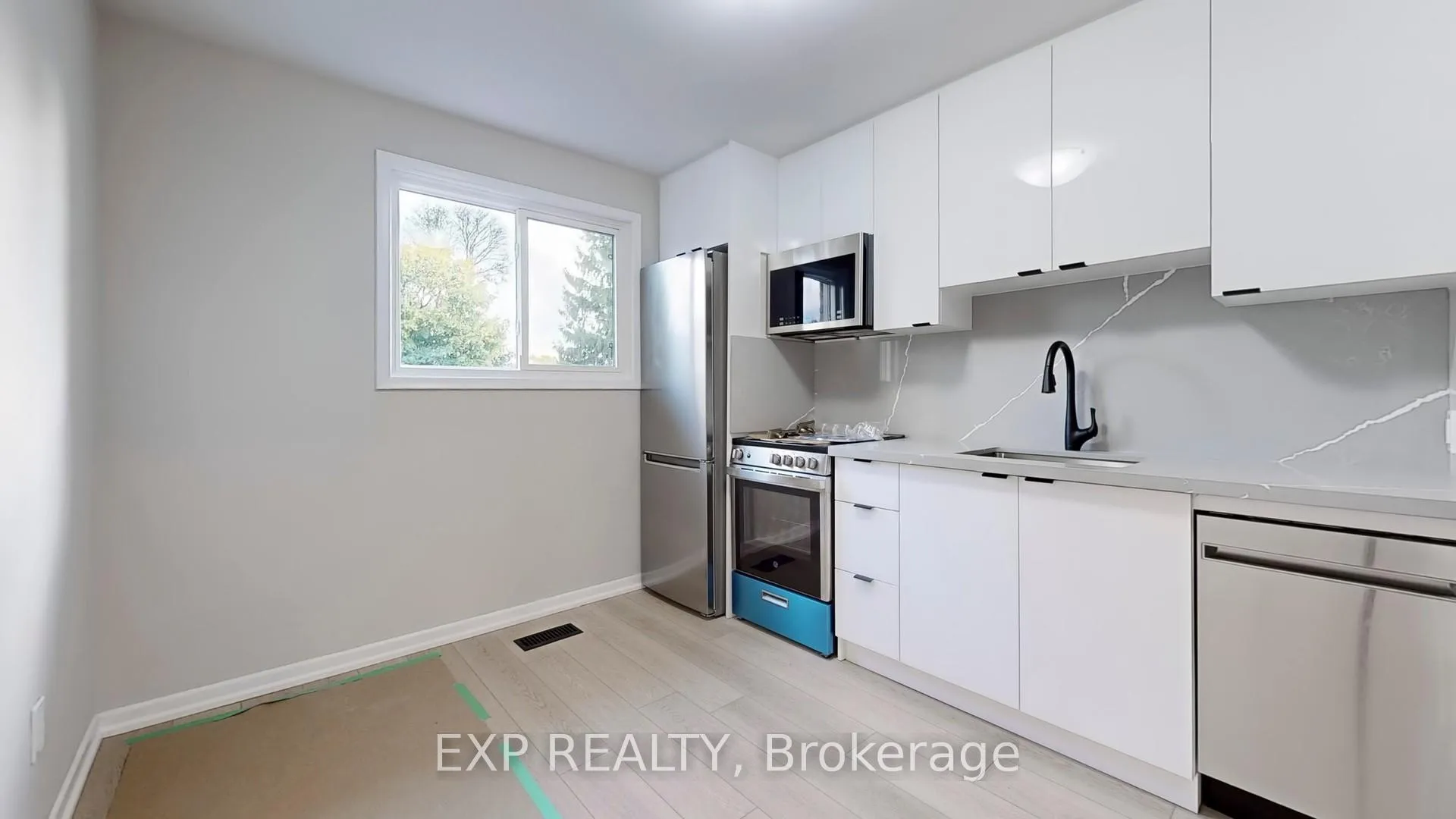 Photo 10 of Unit 2, 477a Cosburn Avenue, Toronto, Danforth Village-East York — HOMEH