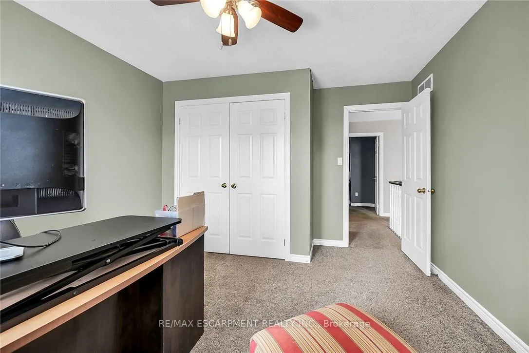 Photo 25 of 684 Upper Horning Road, Hamilton, Gurnett — HOMEH
