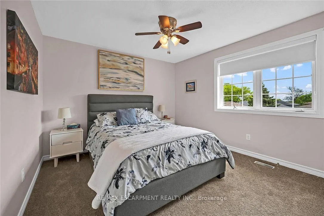 Photo 26 of 684 Upper Horning Road, Hamilton, Gurnett — HOMEH