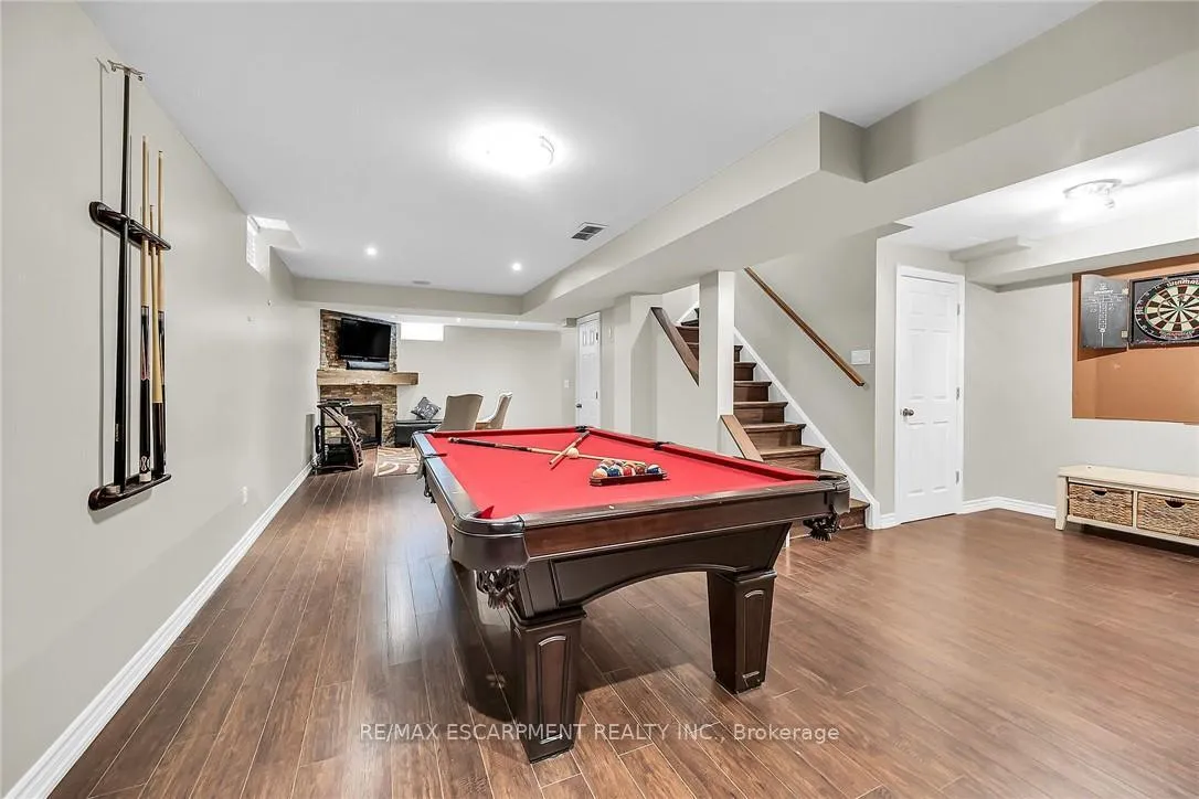 Photo 32 of 684 Upper Horning Road, Hamilton, Gurnett — HOMEH