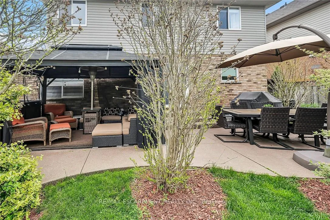 Photo 41 of 684 Upper Horning Road, Hamilton, Gurnett — HOMEH