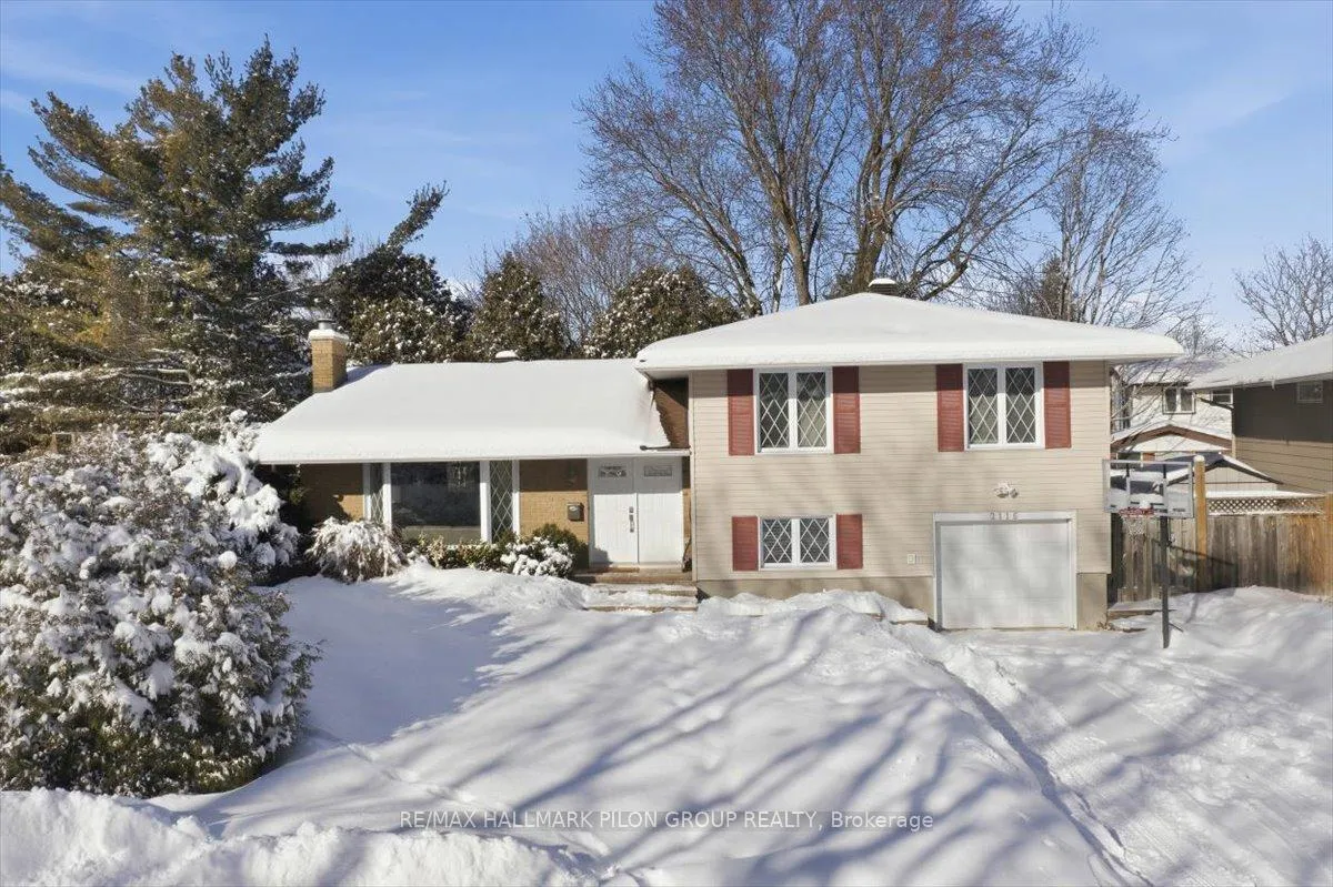 Photo 1 of 2116 Grafton Crescent, Ottawa, Beacon Hill North — HOMEH