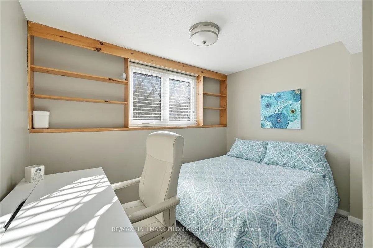 Photo 17 of 2116 Grafton Crescent, Ottawa, Beacon Hill North — HOMEH