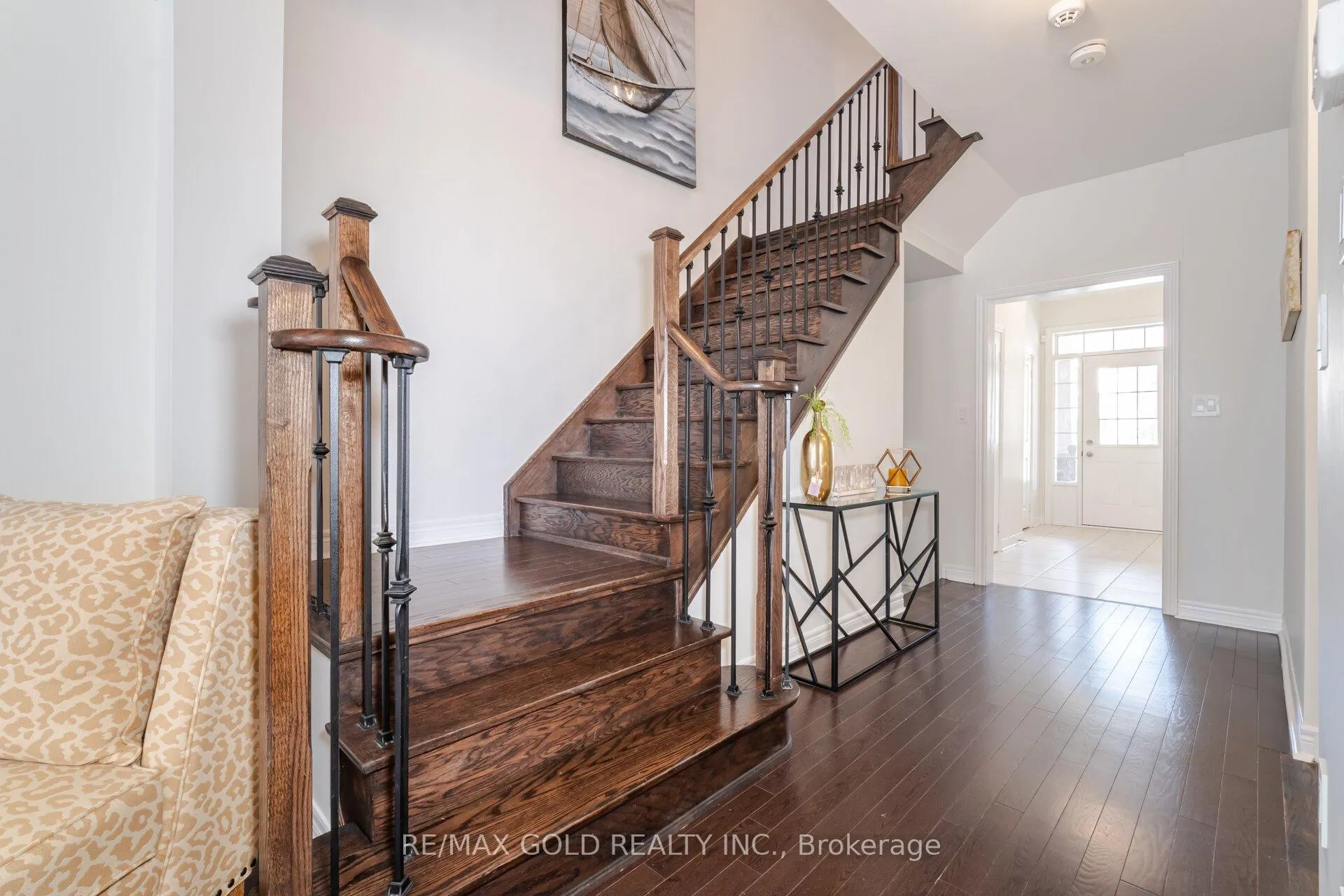 Photo 17 of 21 Pearman Crescent, Brampton, Northwest Brampton — HOMEH