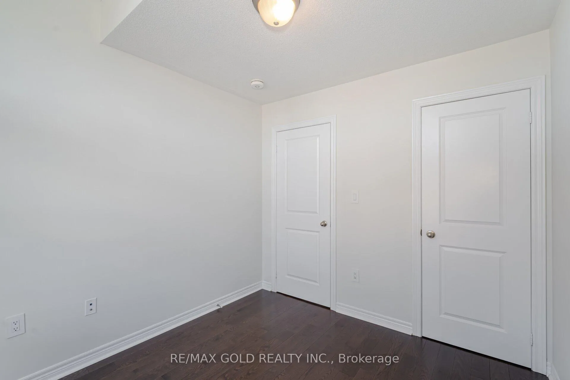 Photo 29 of 21 Pearman Crescent, Brampton, Northwest Brampton — HOMEH