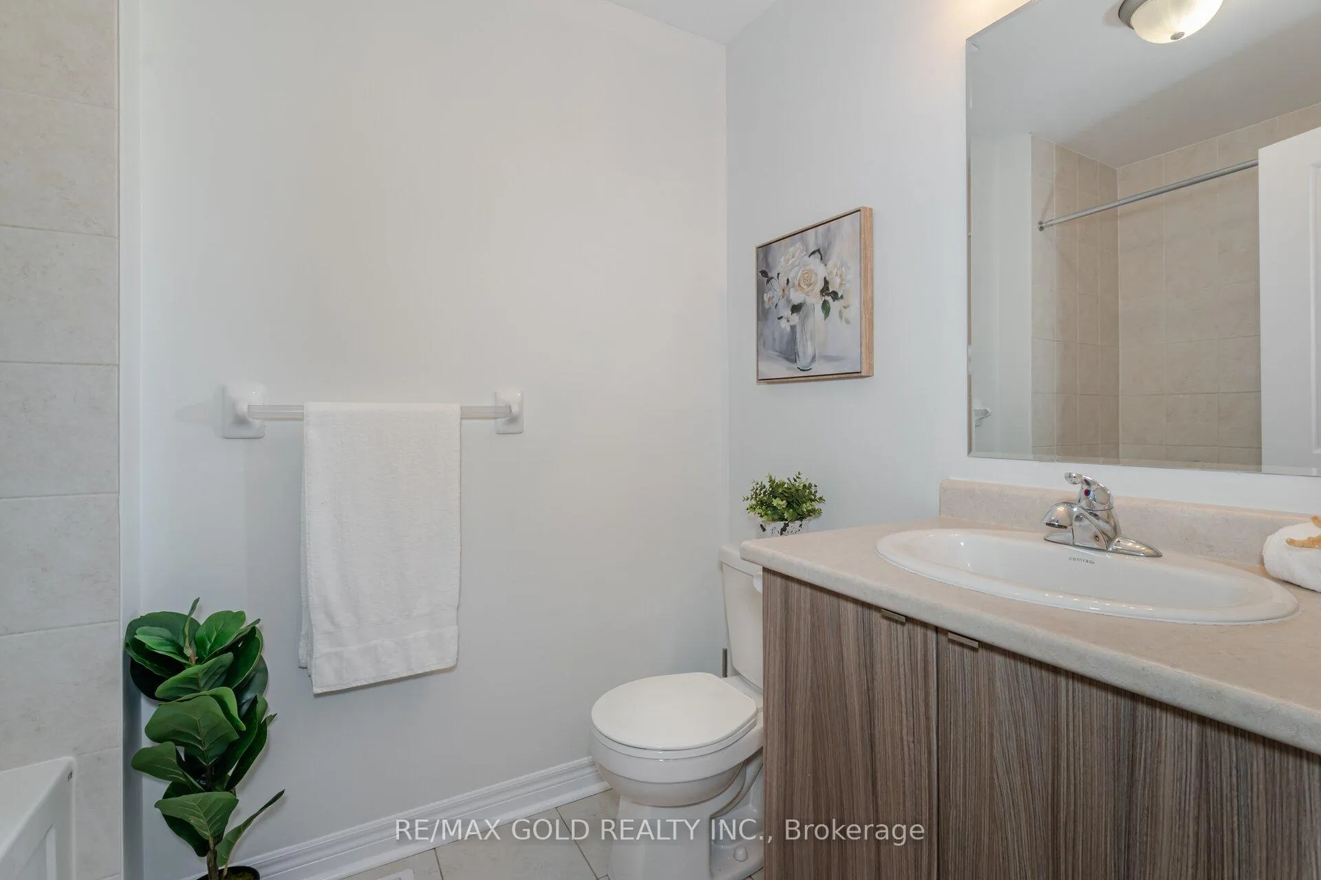 Photo 30 of 21 Pearman Crescent, Brampton, Northwest Brampton — HOMEH