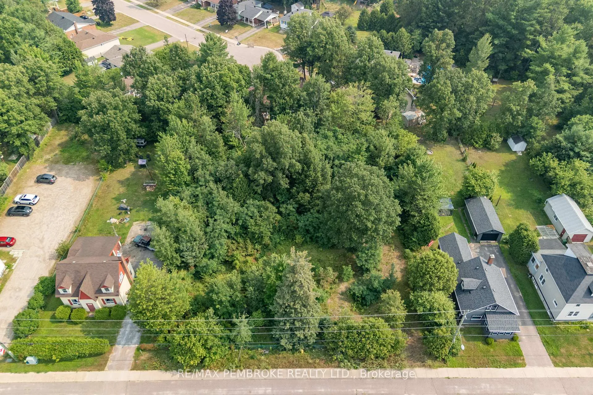 Photo 4 of Petawawa Boulevard, Petawawa — HOMEH