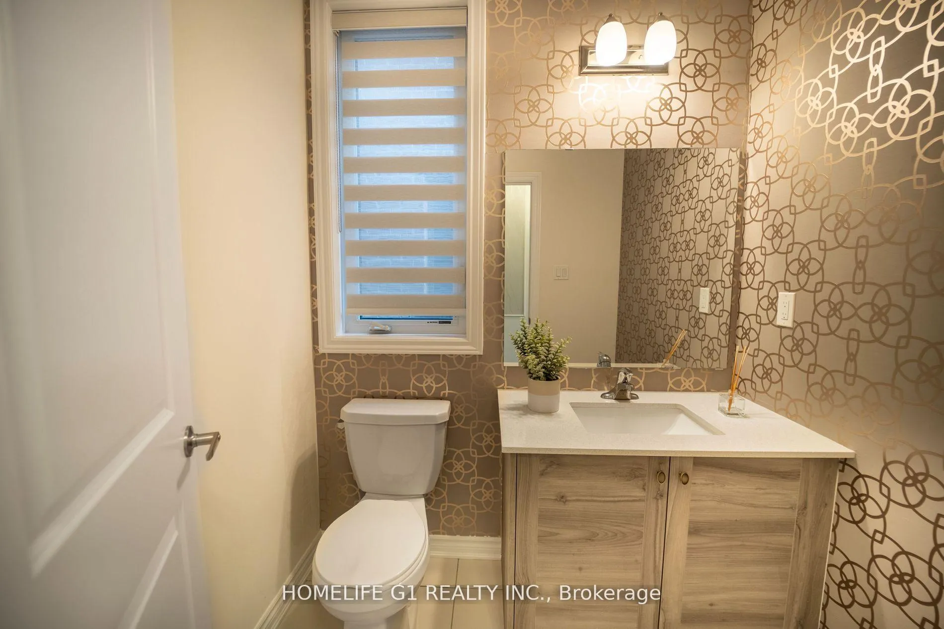 Photo 11 of 121 Petch Avenue, Caledon, Rural Caledon — HOMEH