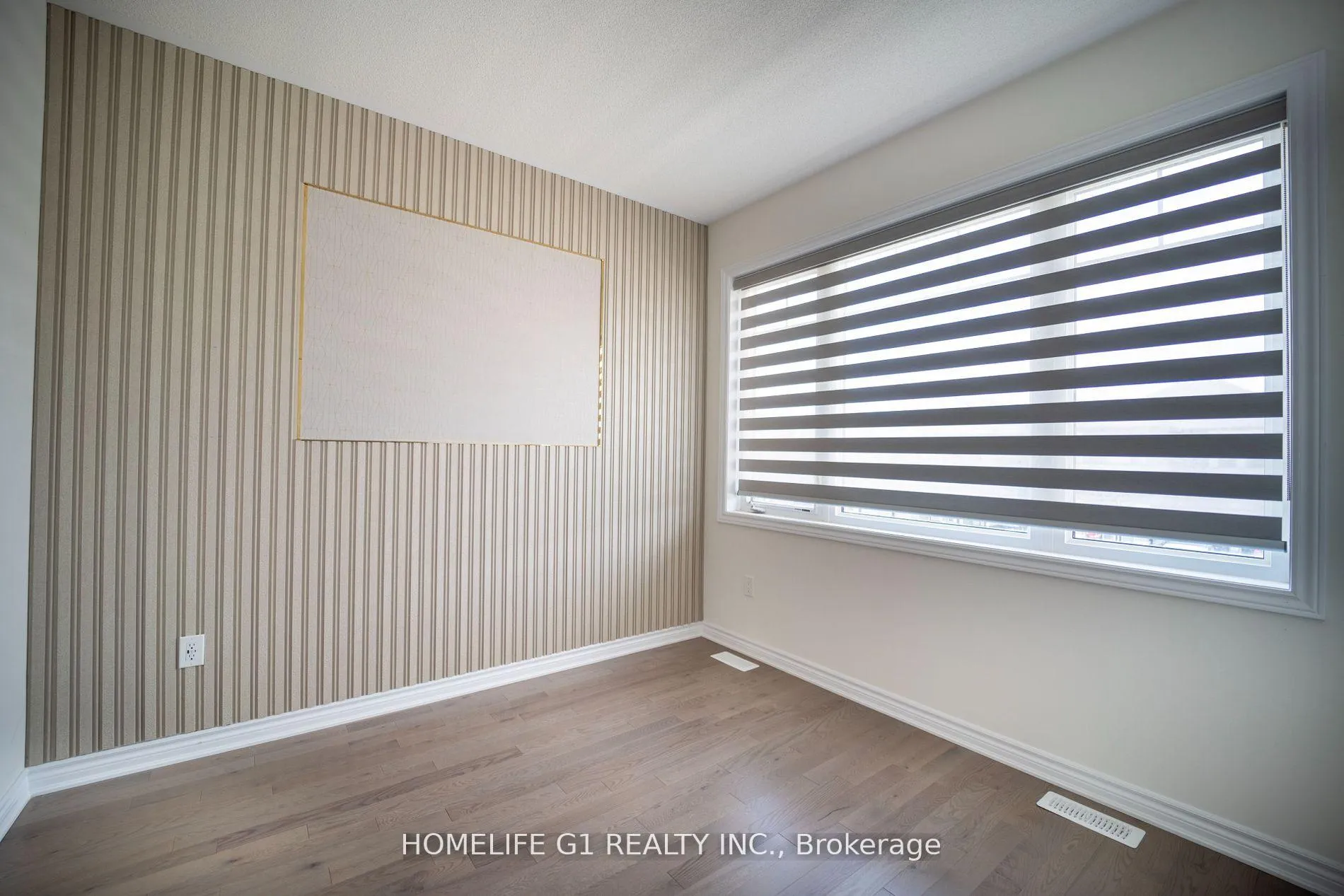 Photo 16 of 121 Petch Avenue, Caledon, Rural Caledon — HOMEH