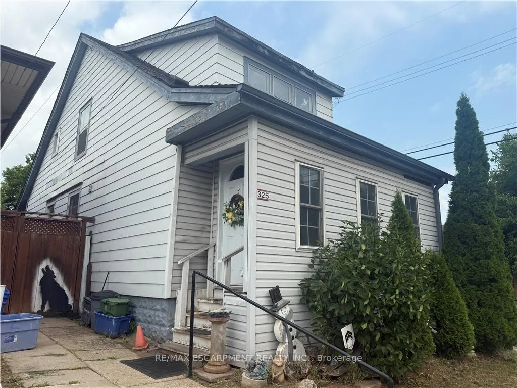 Photo 4 of 325 Weir Street N, Hamilton, Homeside — HOMEH