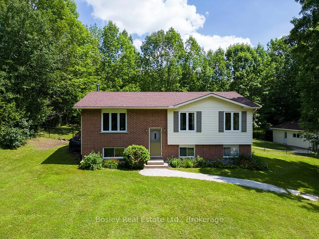Photo 1 of 740202 Sideroad 10 Side Road, Chatsworth — HOMEH