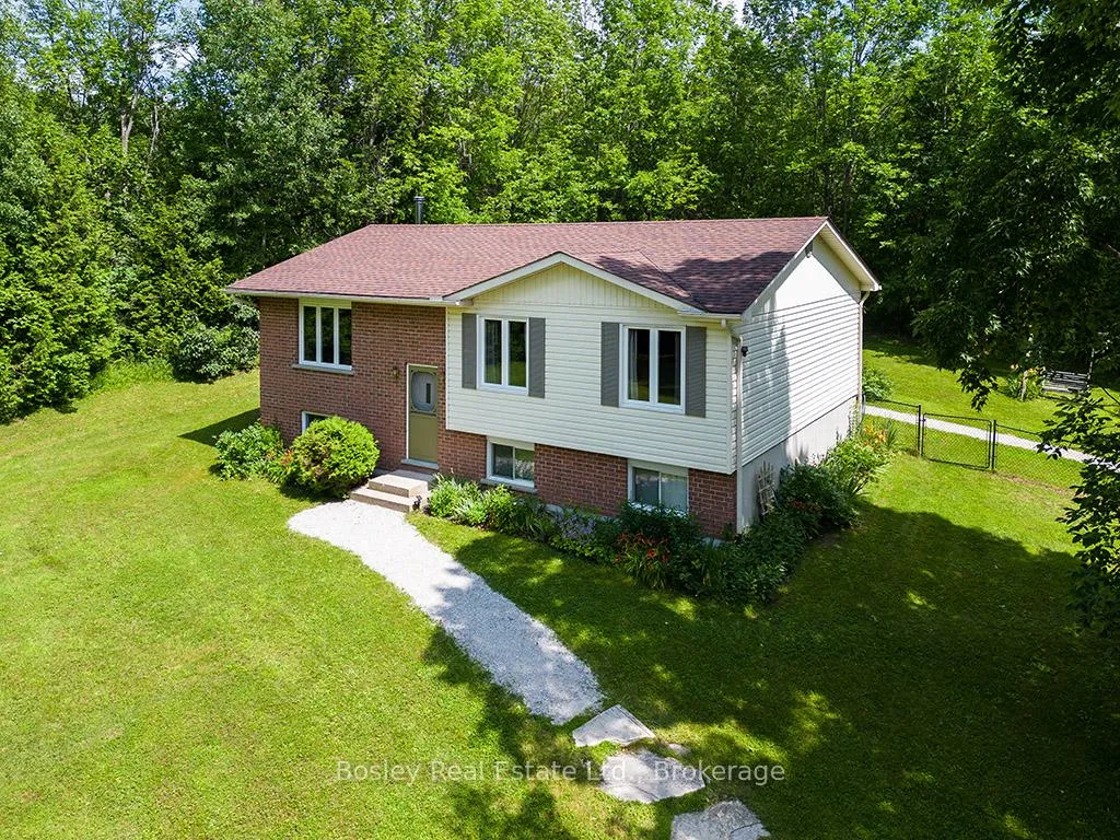 Photo 7 of 740202 Sideroad 10 Side Road, Chatsworth — HOMEH