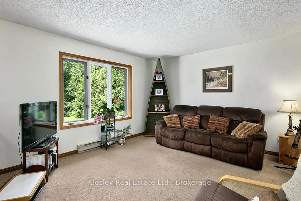 Photo 10 of 740202 Sideroad 10 Side Road, Chatsworth — HOMEH