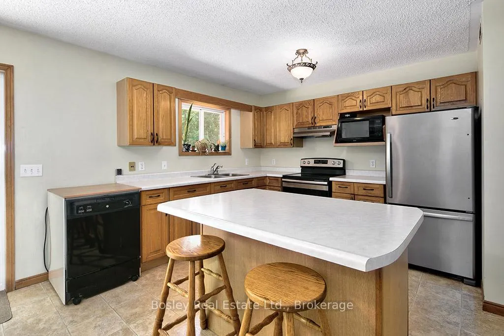 Photo 14 of 740202 Sideroad 10 Side Road, Chatsworth — HOMEH