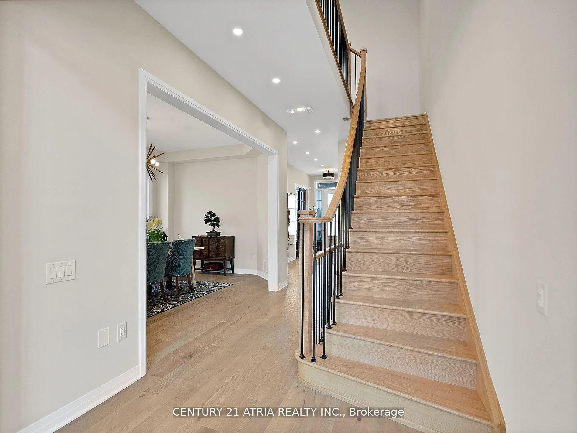 Photo 16 of 1193 Wickham Road, Innisfil, Alcona — HOMEH