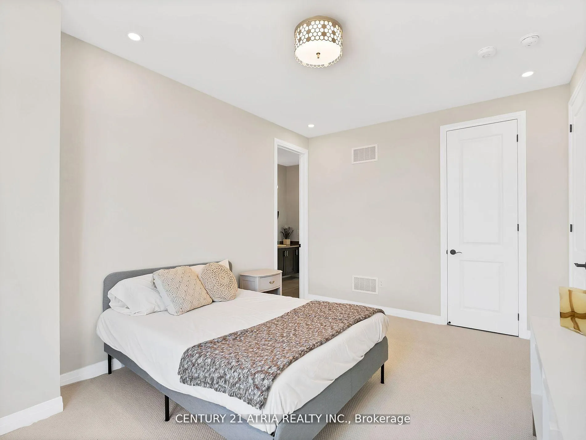 Photo 26 of 1193 Wickham Road, Innisfil, Alcona — HOMEH